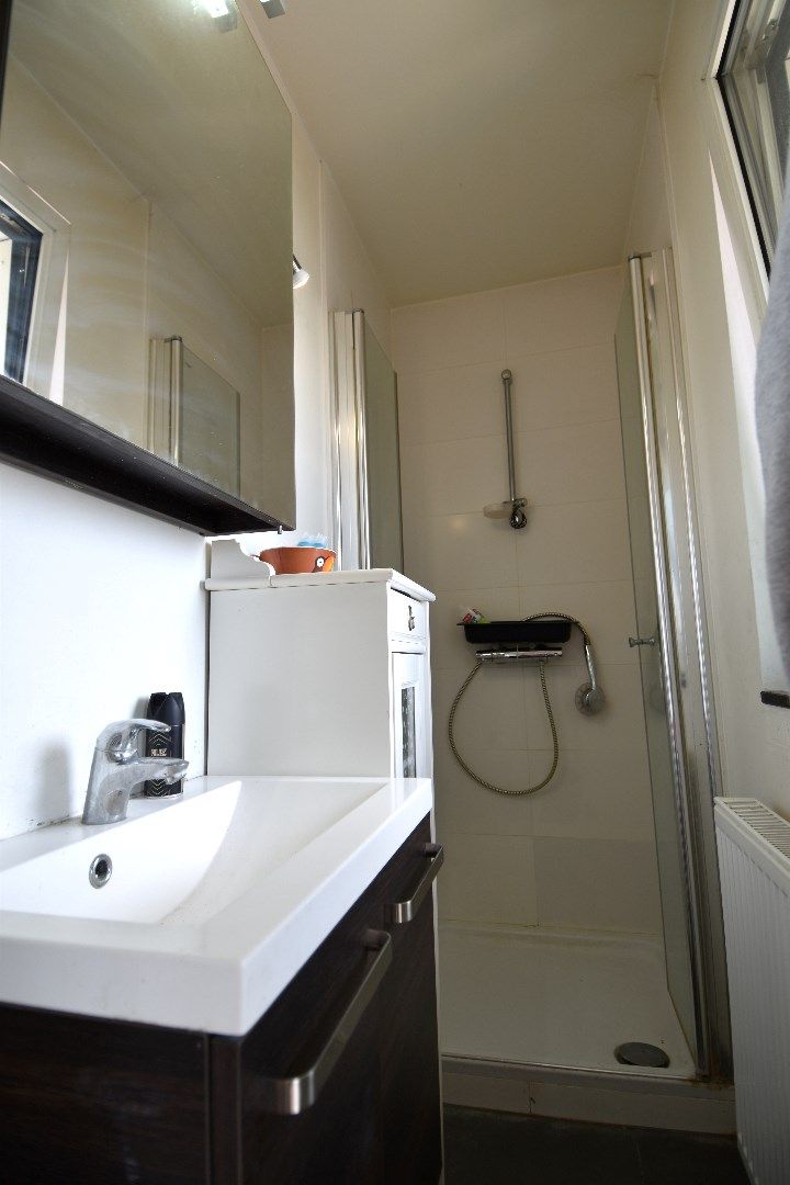 Instapklaar 1-slaapkamerappartement op toplocatie nabij het centrum van Kortrijk foto 6
