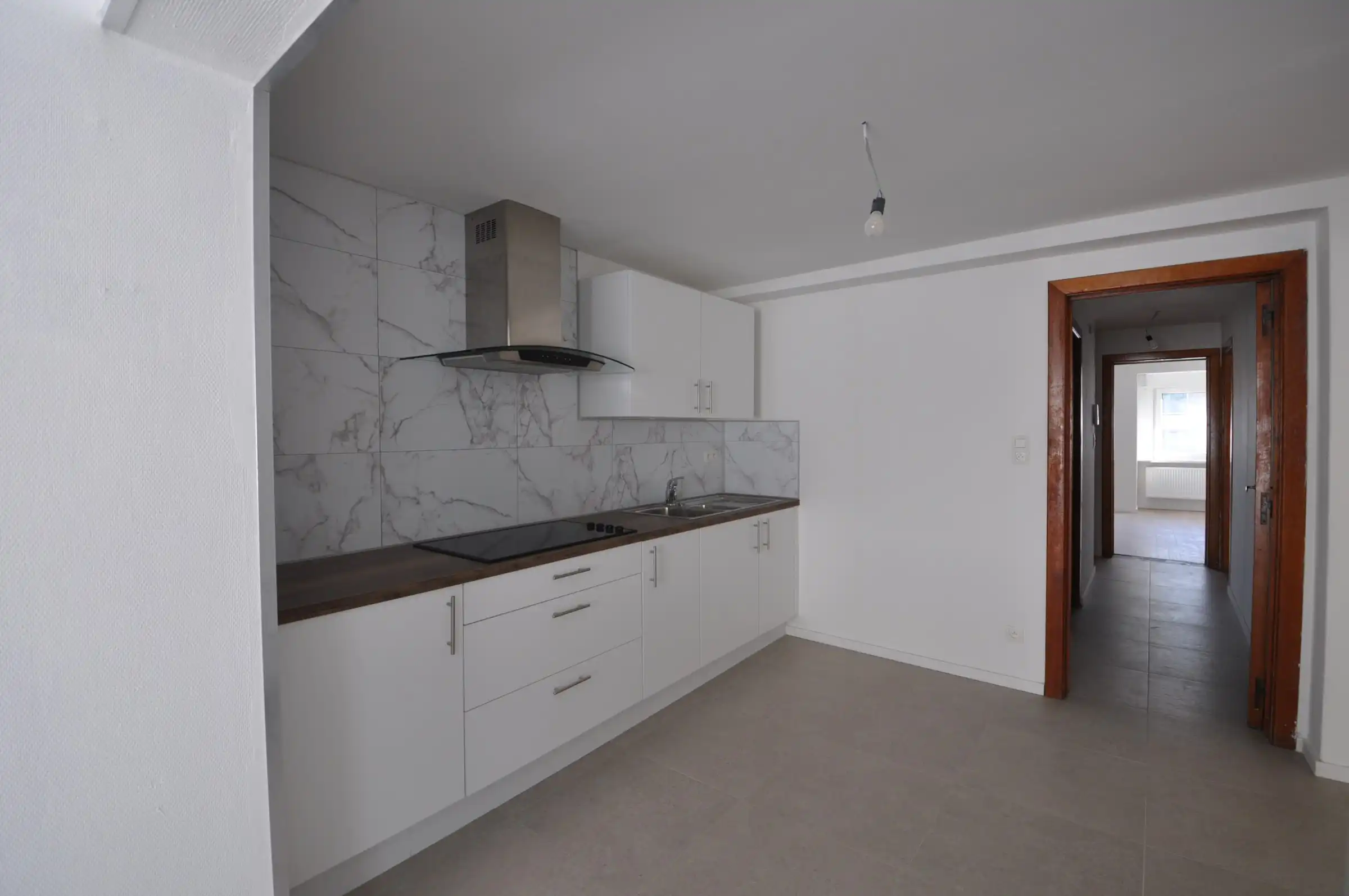 Gerenoveerd huis vlak bij de zee foto 8