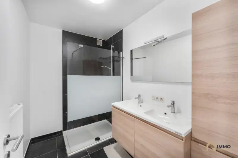 TE HUUR | INSTAPKLAAR 2-SLAAPKAMERAPPARTEMENT IN GELUVELD foto 6
