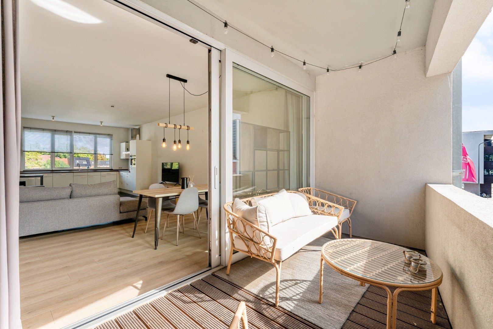 App., 119 m², 2 slpk, terras, autostaanplaats foto 5