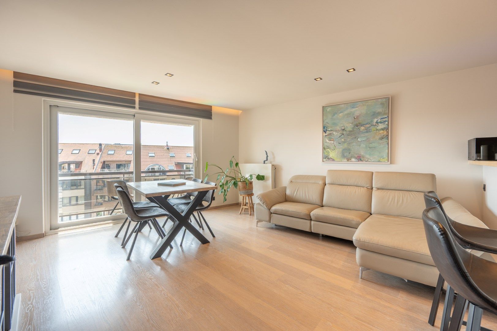 Instapklaar appartement met 2 slaapkamers en zonneterras foto 4