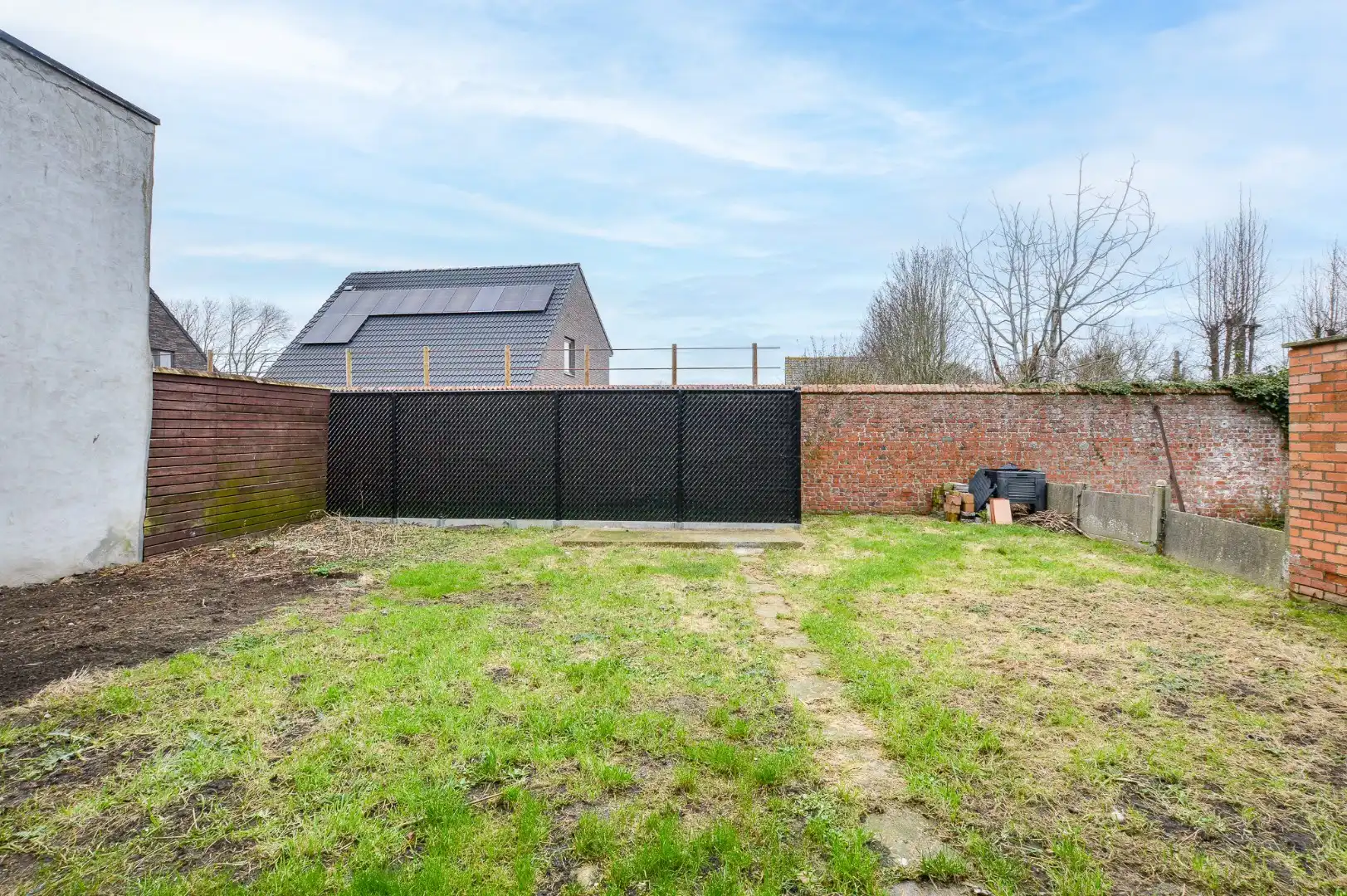 Interessante opbrengsteigendom met 5 volledig verhuurde appartementen in het centrum van Oudenburg foto 3