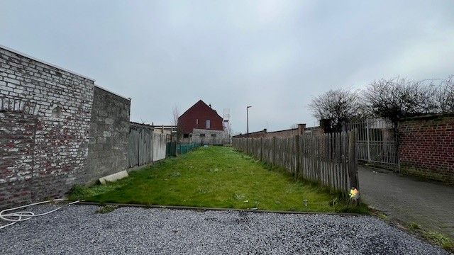 Volledig gerenoveerde woning met 2 slaapkamers en tuin. foto 8