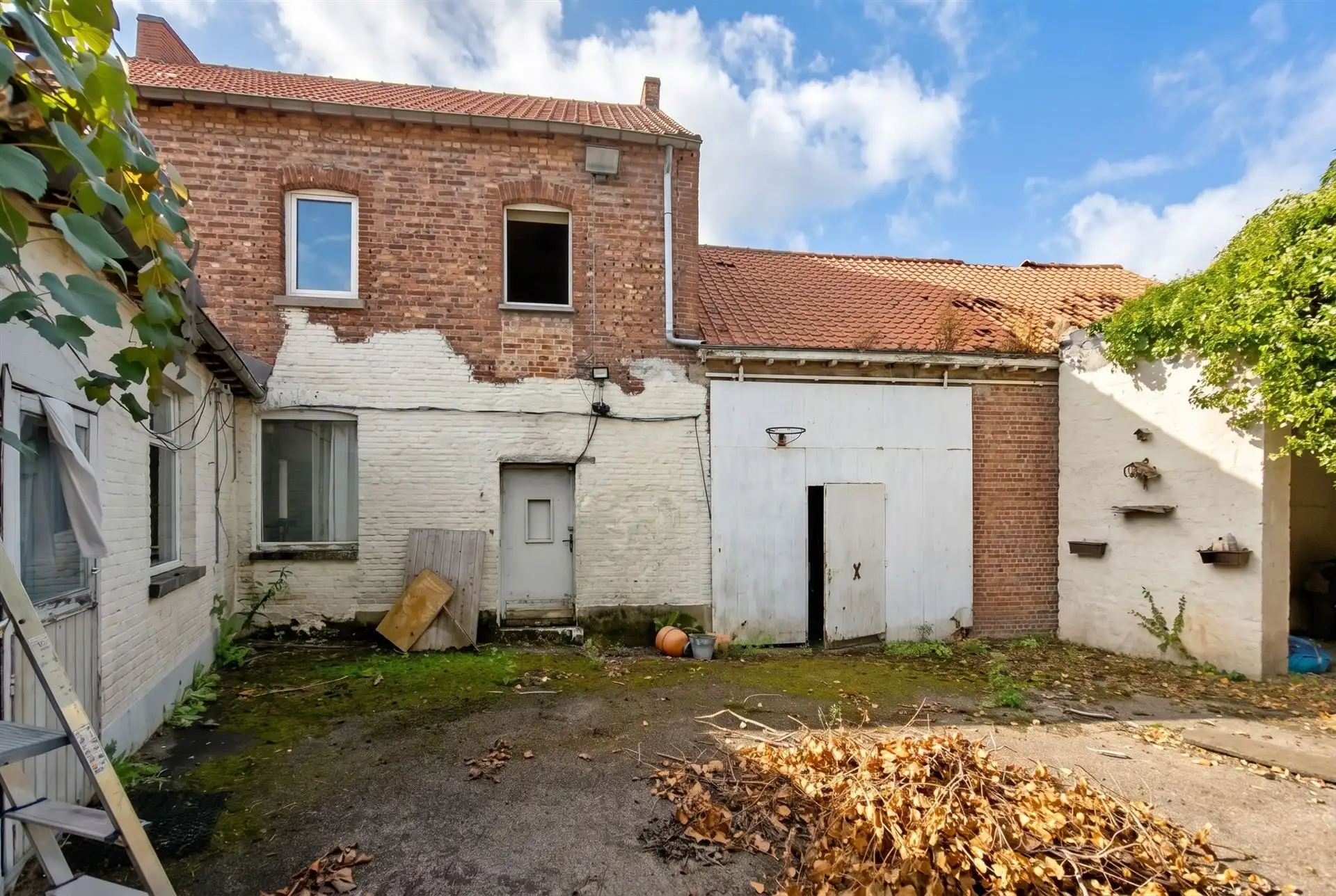 Handelspand met woonst op zeer gunstige locatie te Diepenbeek foto 4