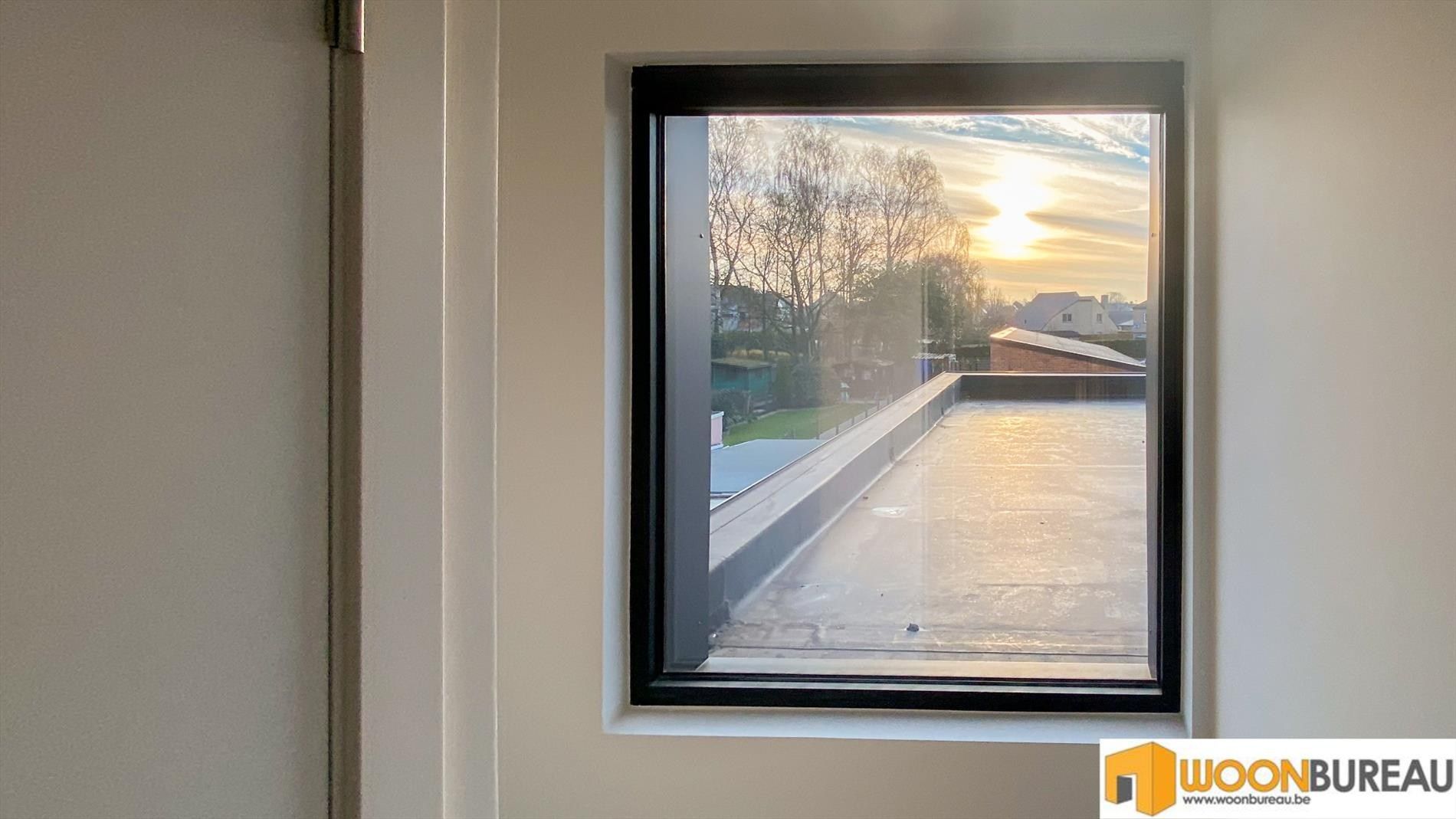Rijwoning te Lokeren met tuin en garage foto 13