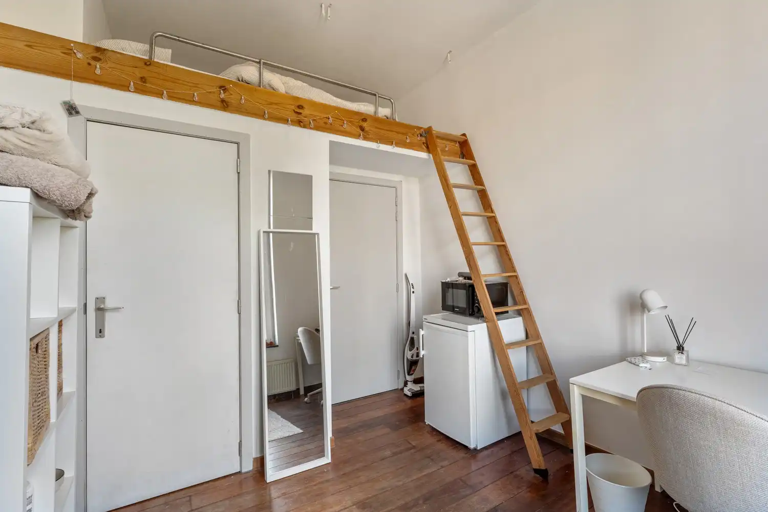 Vergund studentenhuis met een groen kotlabel en een nieuw dak(2025) bestaande uit 7 gemeubelde kamers met eigen sanitair en 1 studio te Leuven! foto 21