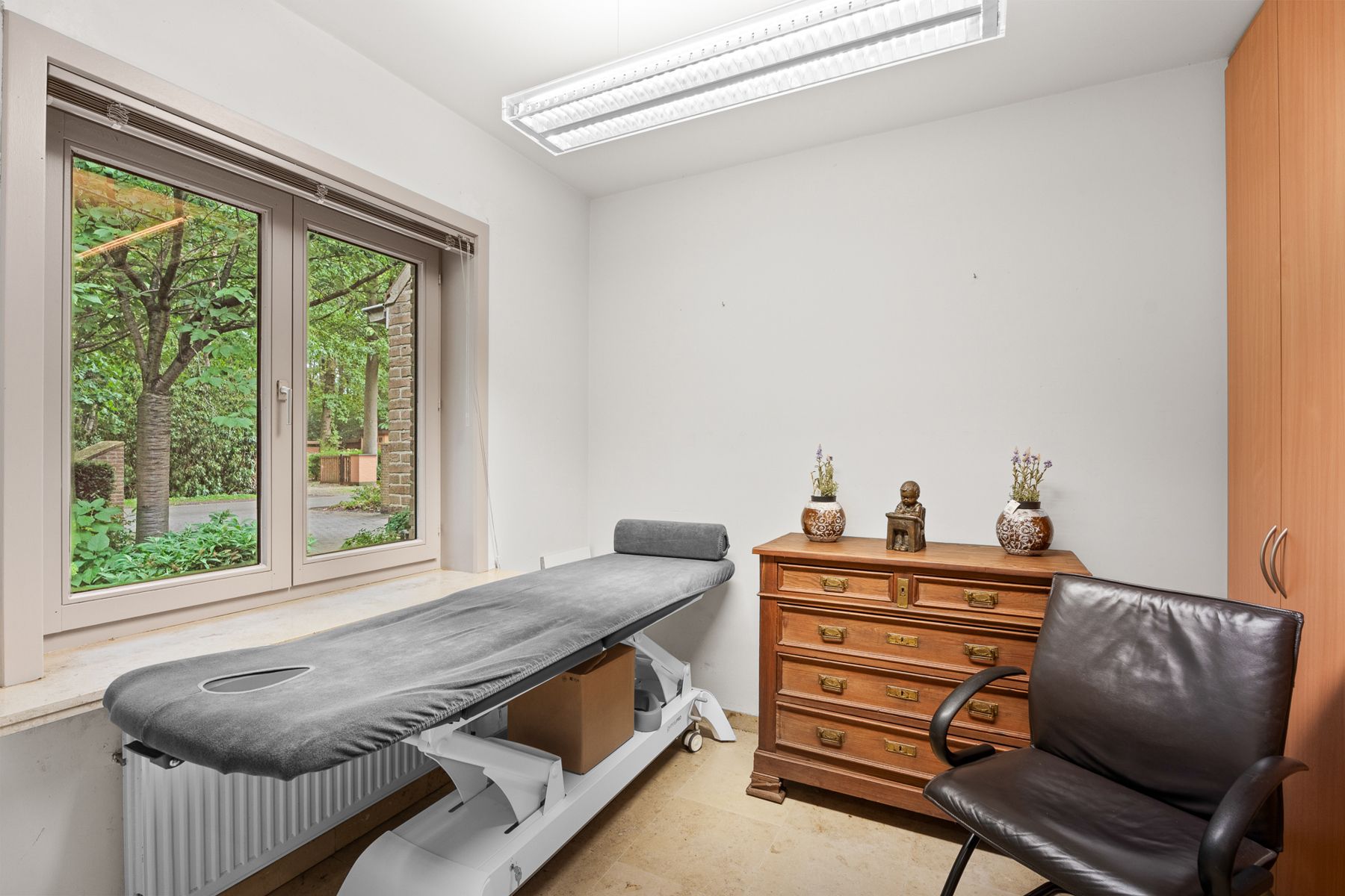 Ruime gezinswoning met grote tuin en topligging in Aalter foto 12