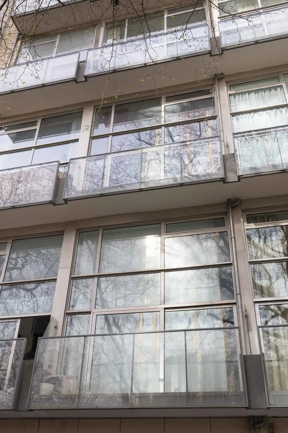 Dichtbij Louizalaan rustig aan de achterzijde van het gebouw foto 25