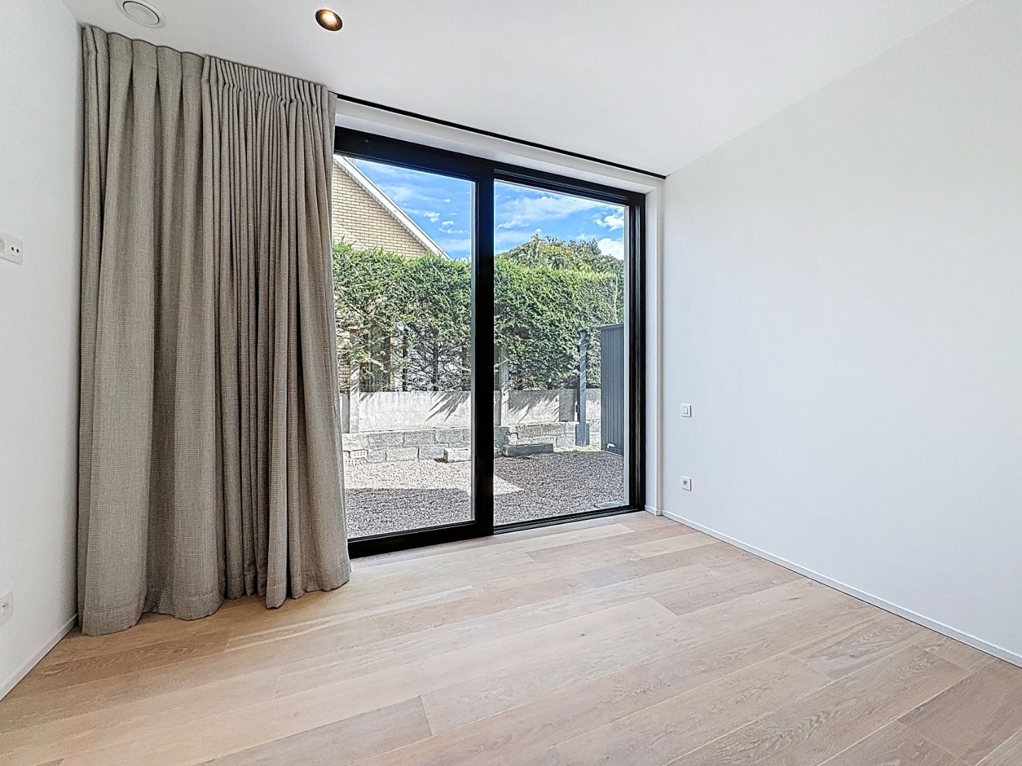 Moderne nieuwbouwwoning te Sint-Idesbald. foto 7
