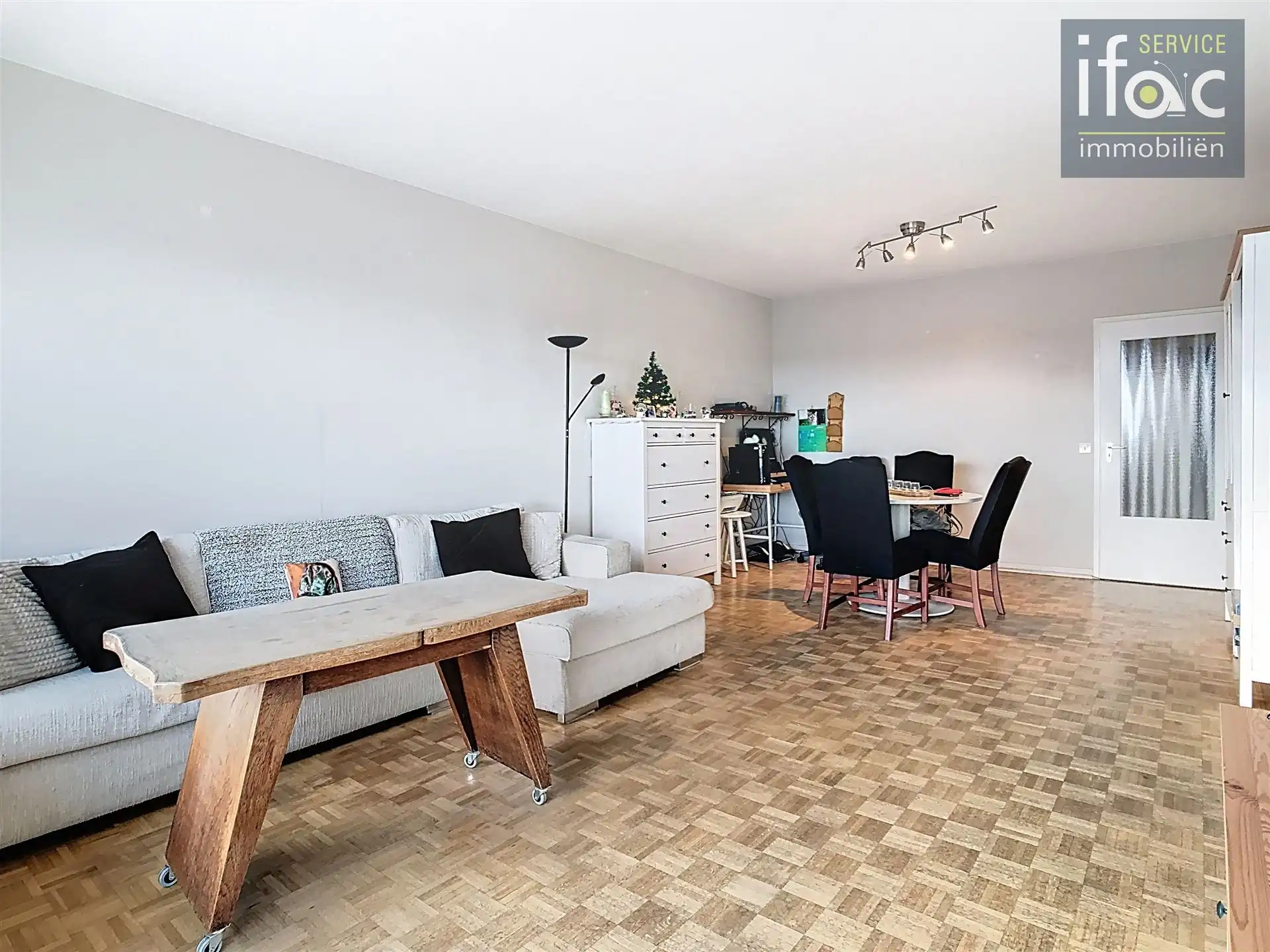 Appartement met 2 slaapkamers, kelder en garagebox foto 5