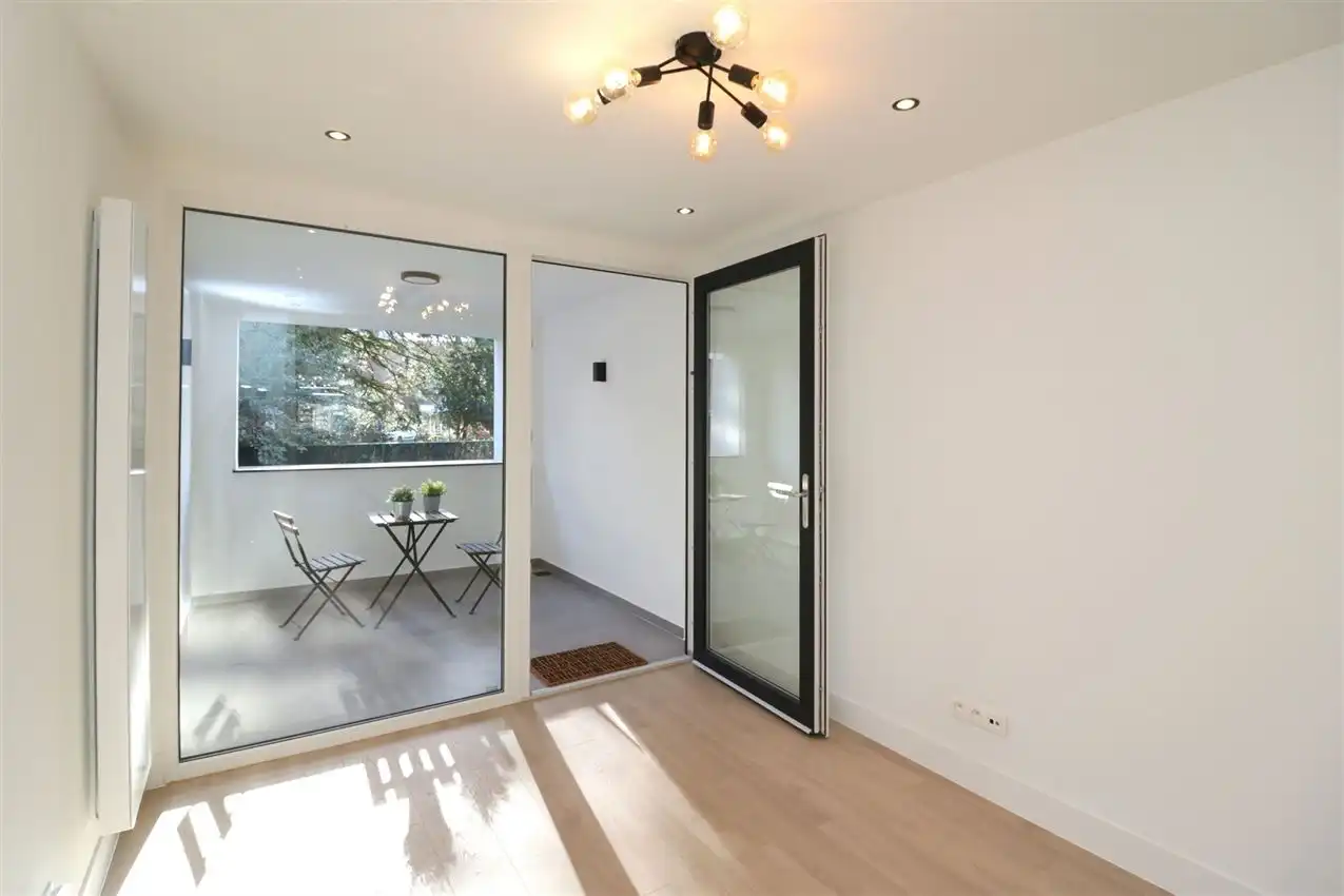 gerenoveerd, energiezuinig, inpandig Zgericht terras en garage foto 13