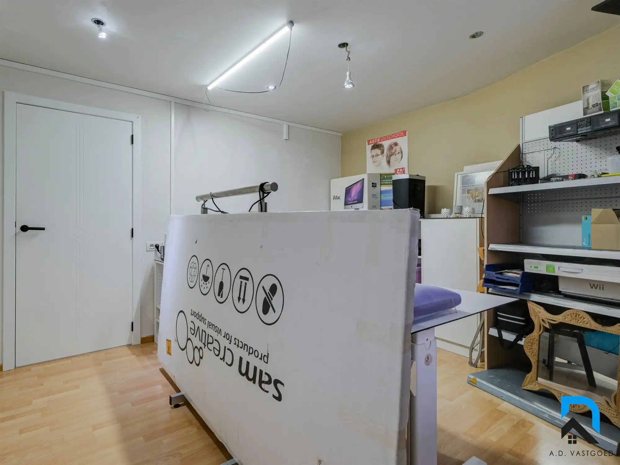 Ruime woning met prachtige tuin foto 17