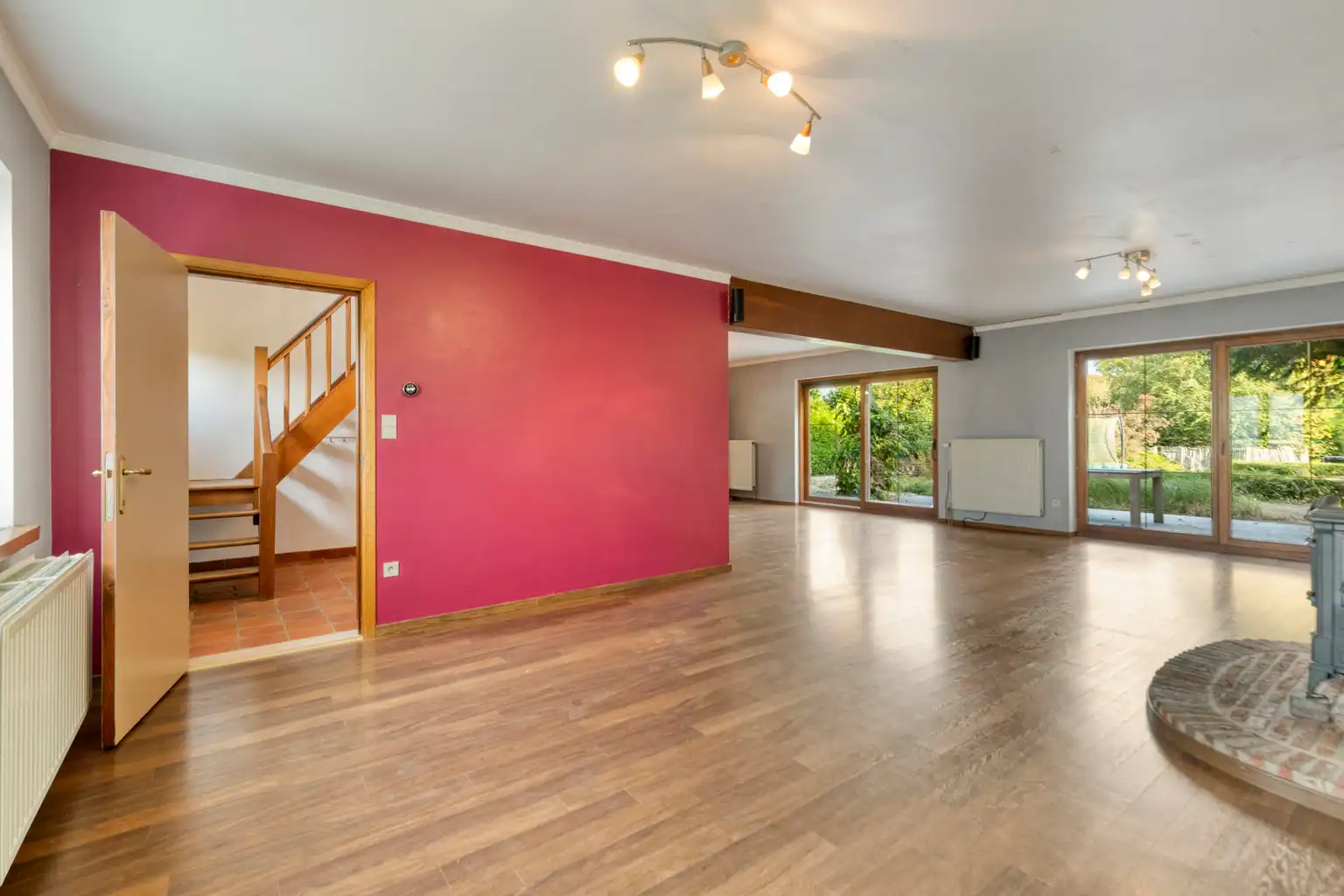 EEN WONING MET KARAKTER,  KLAAR OM TE SCHITTEREN ! foto 6