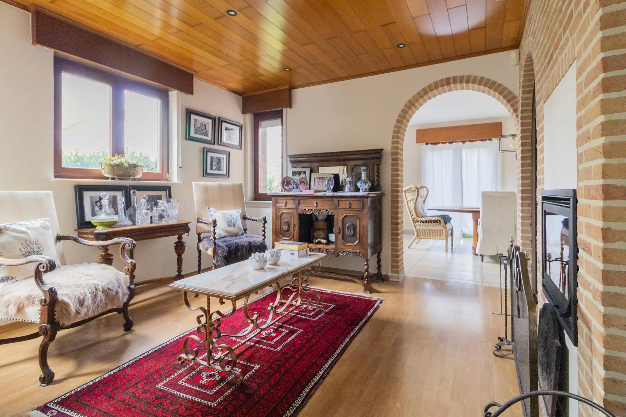 Prachtige woning met 5 slaapkamers foto 5
