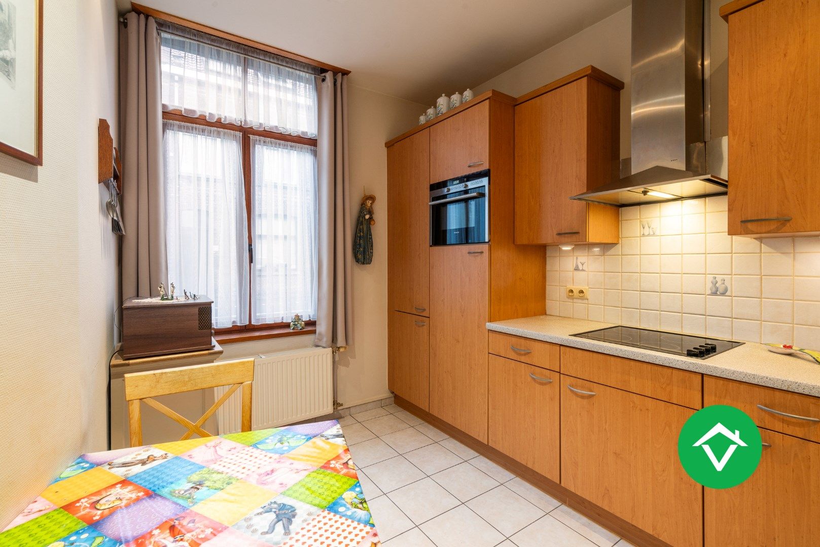 Gerenoveerde rijwoning in Brugge met 2 slaapkamers foto 10