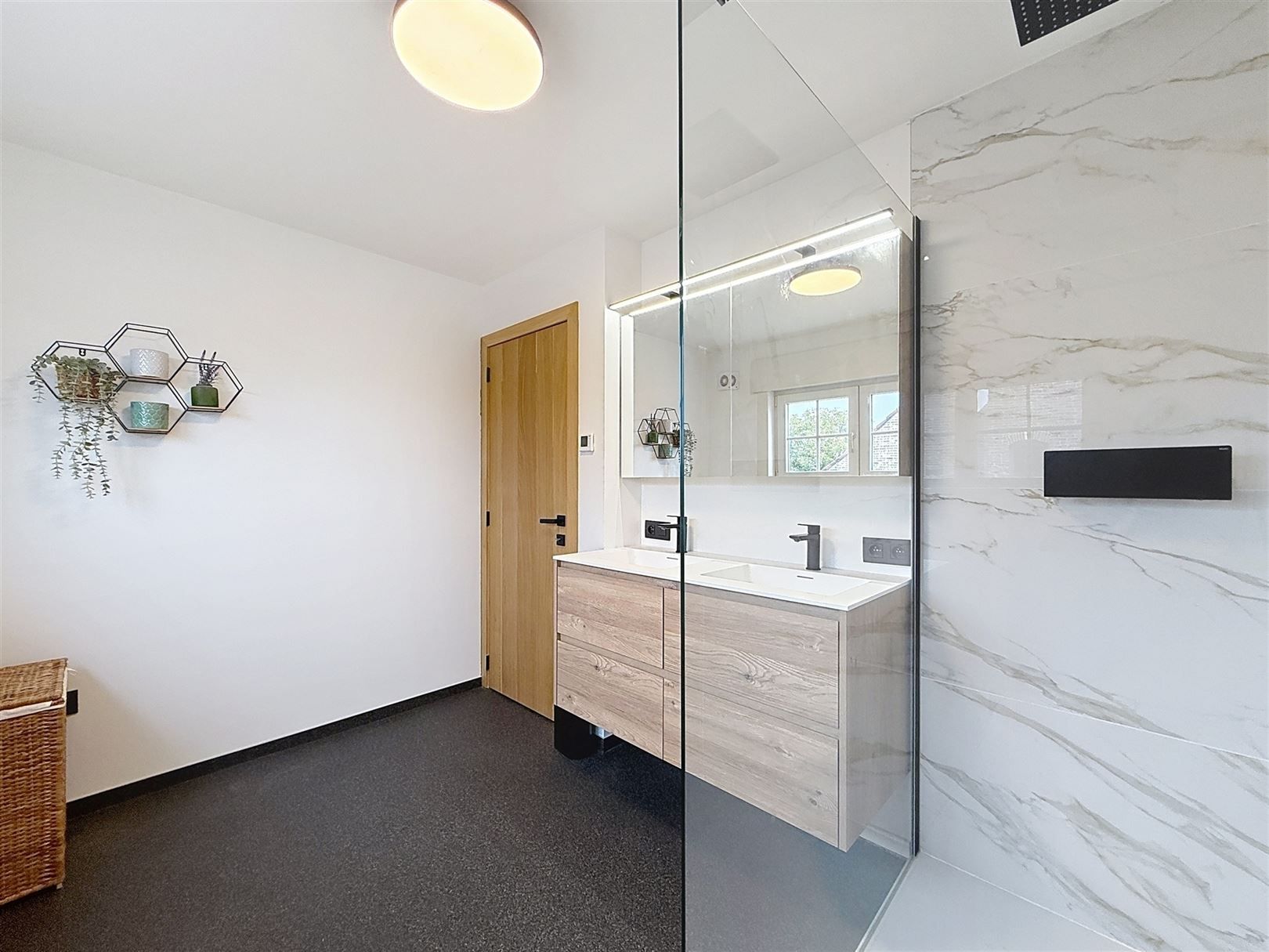 Mooie instapklare woning, 3 slpks, garage, tuin, 9a 18ca foto 24