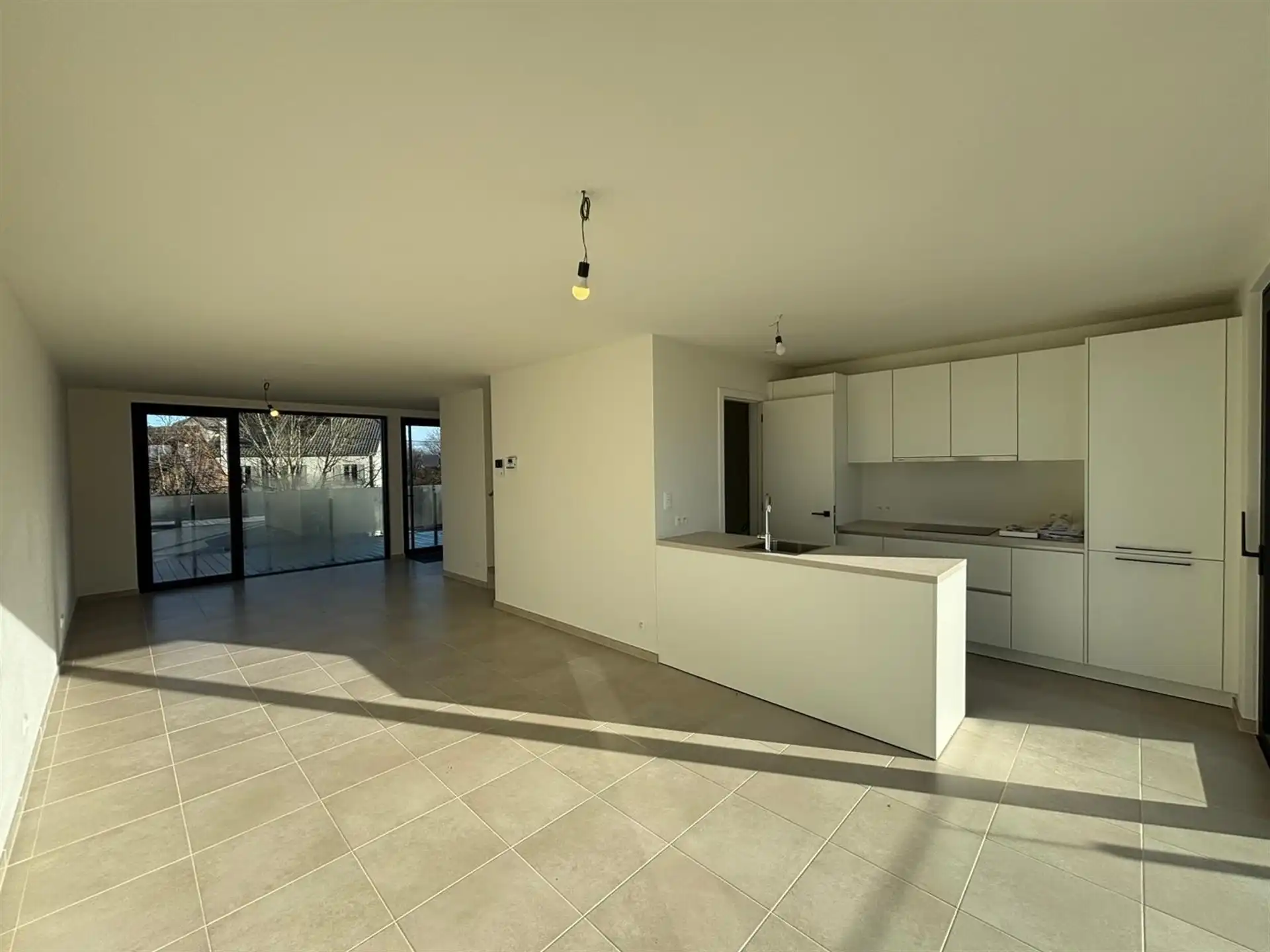 Modern duplex-appartement met private tuin en ruime terrassen in Asse! foto 9