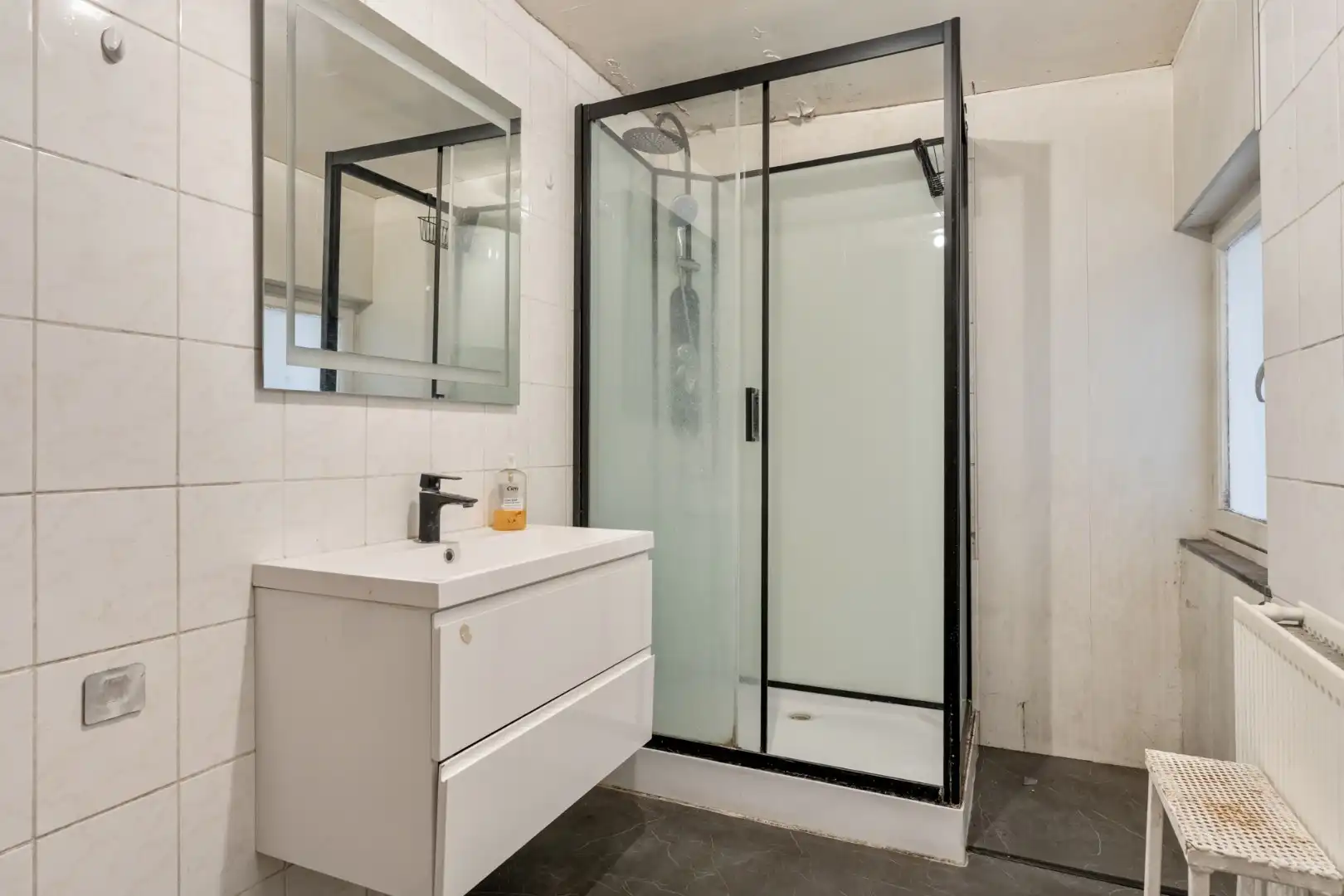 Deels gerenoveerde woning met stadstuin, 3 slpk, 2a60ca, tussen de kleine en grote ring  foto 10