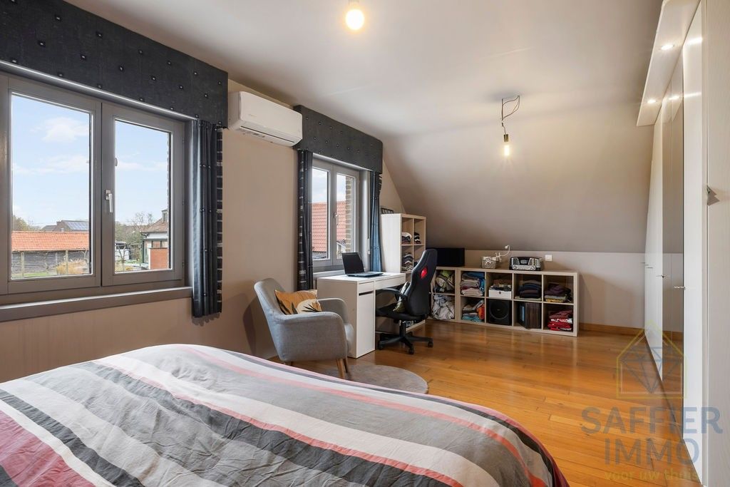 Ruime, rustig gelegen woning in Anzegem op 649 m² foto 18