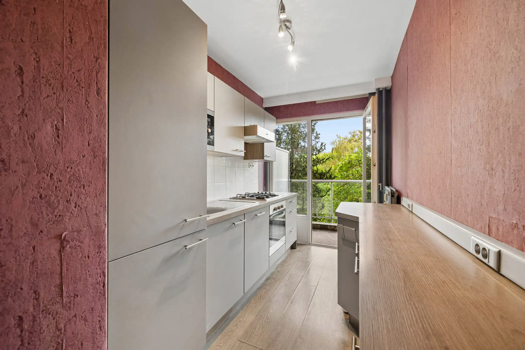 Ruime doorlopende woning met 1 slpkmr, 2 terrassen en EPB D foto 12