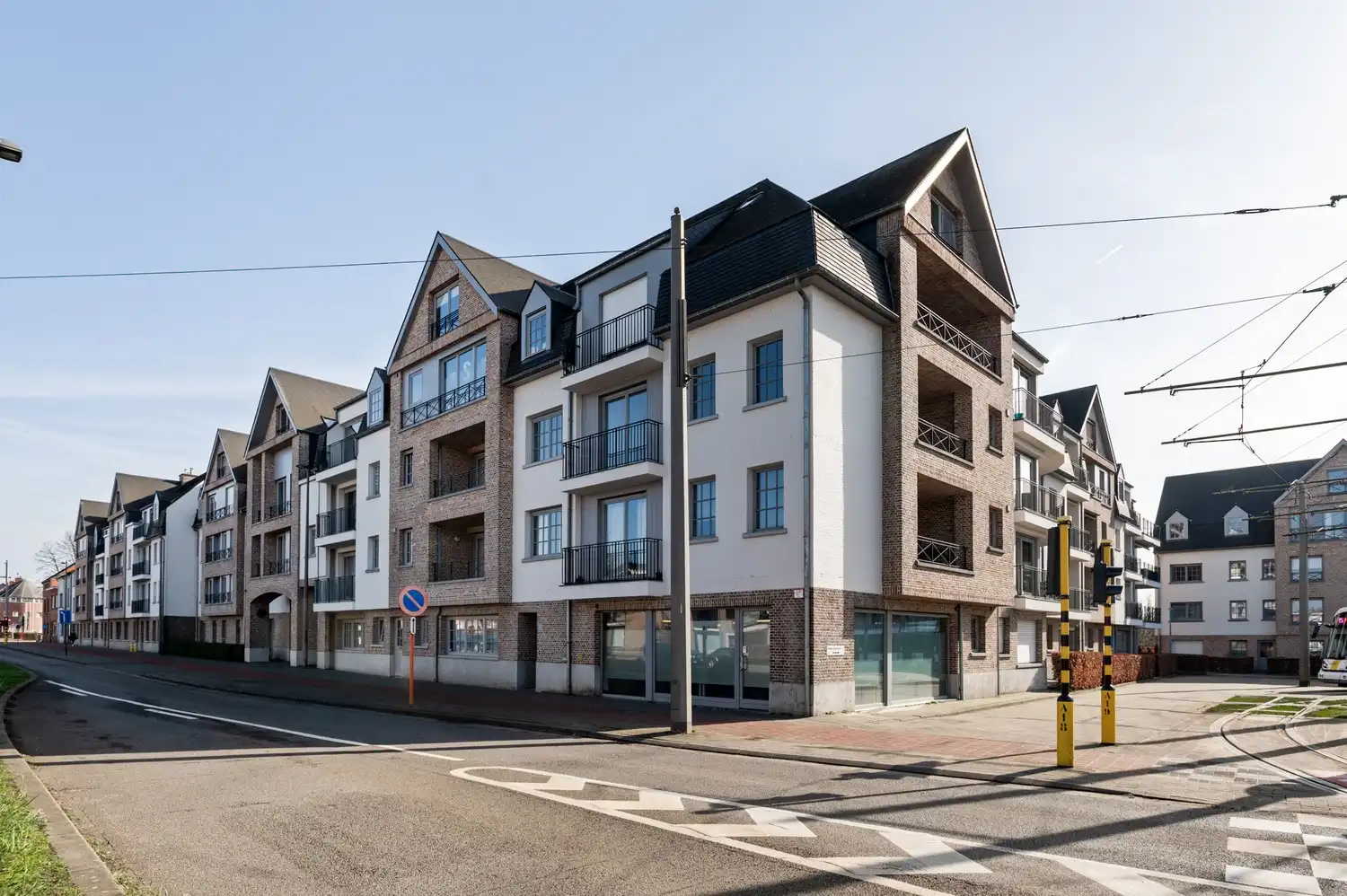 Mooi 2-slpk appartement in de stijlvolle residentie 't Eyserhof te Wijnegem. foto 15