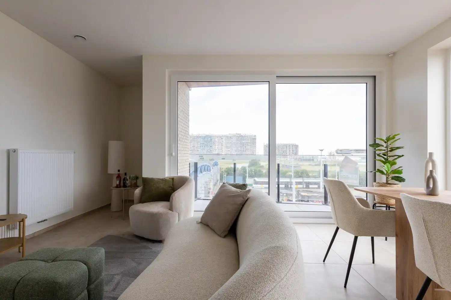 RESIDENTIE PIGEON foto {{pictureIndex}}