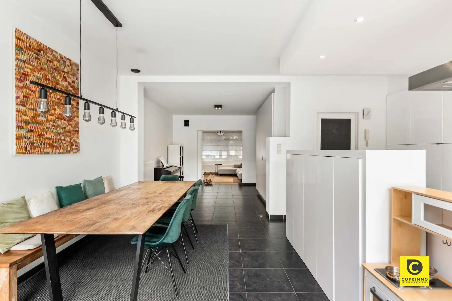HOB: 4 slk. en 2 badk. op perceel 445 m²  foto 3