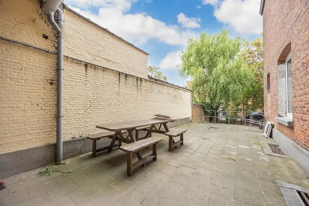 Unieke neogotische pastoriewoningl van ca. 412 m² met kapel foto 9