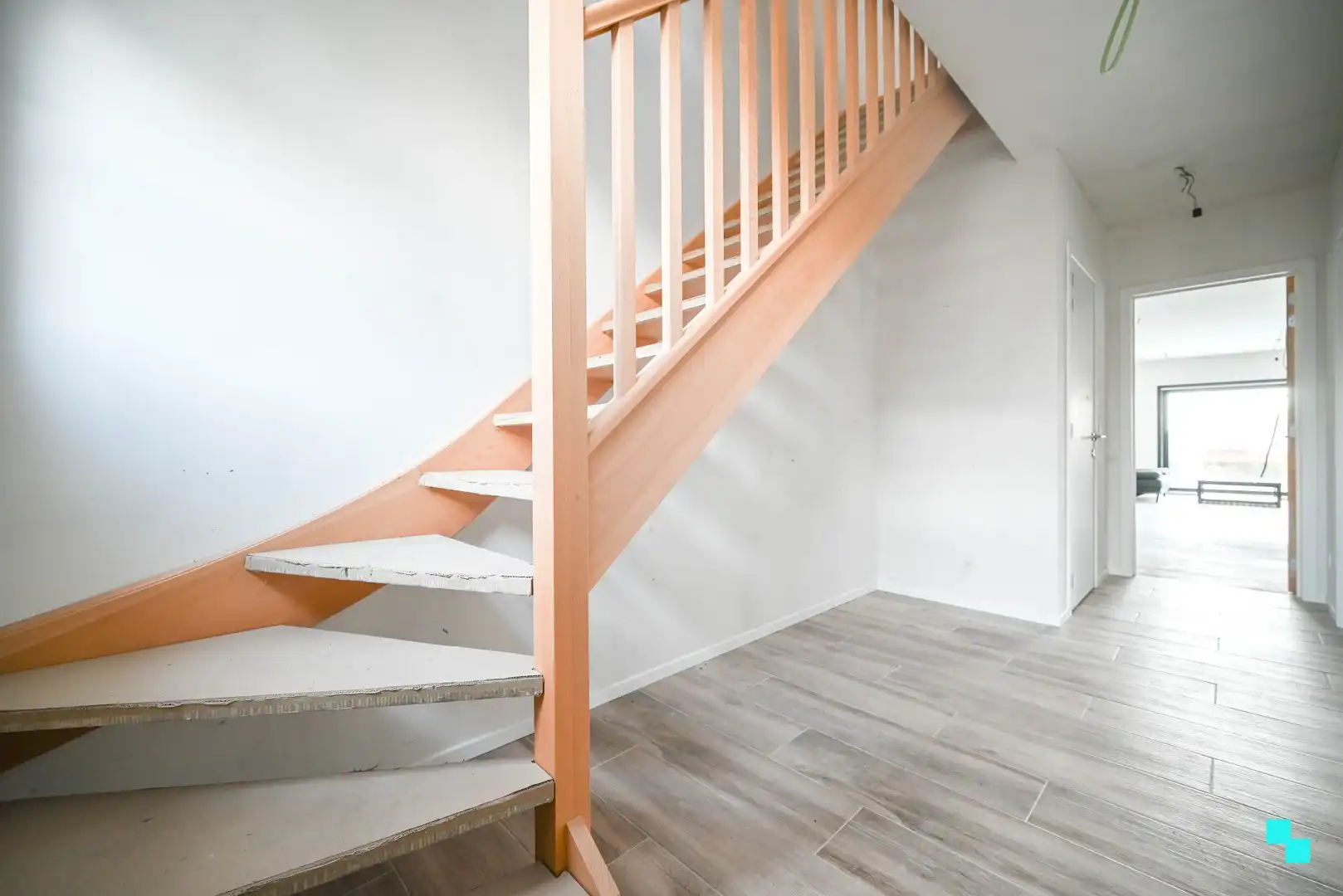 Ruime halfopen bebouwing in Zwevegem foto 3