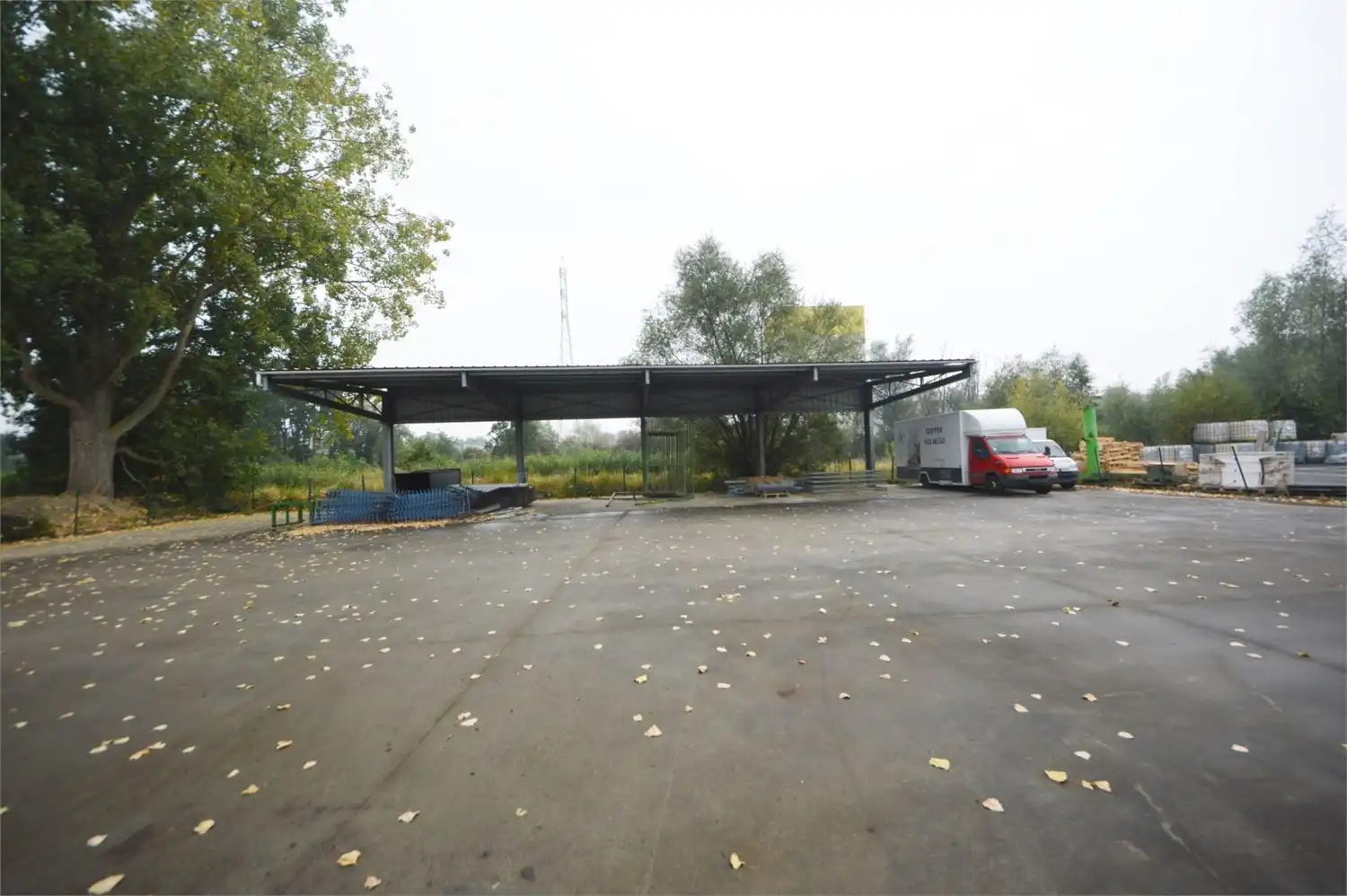 UNIEK BEDRIJFSGEBOUW MET OPTIONELE SHOWROOM INDUSTRIEZONE NOORD II foto 16