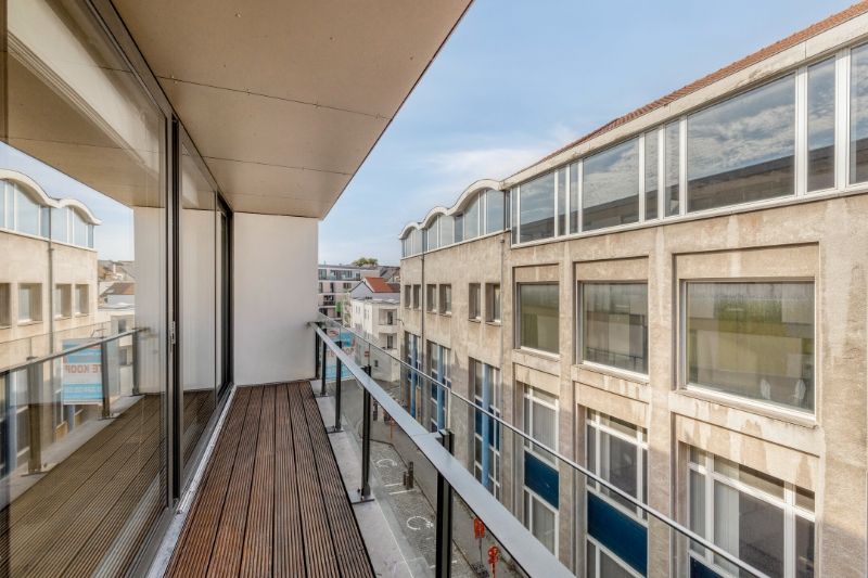 NABIJ HET SINT ANNAPLEIN, ENERGIEZUINIG APPARTEMENT MET TERRAS EN OVERDEKTE AUTOSTAANPLAATS foto 5