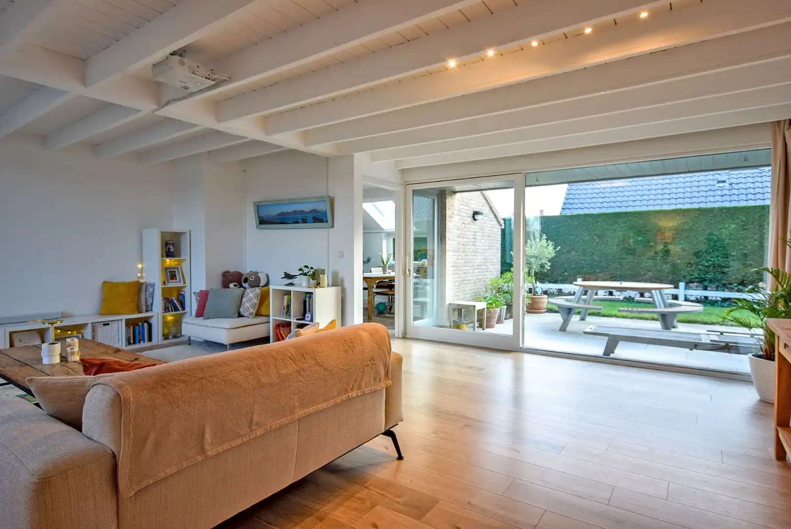 Residentieel gelegen villa op 740m² te Oostduinkerke.  foto 7