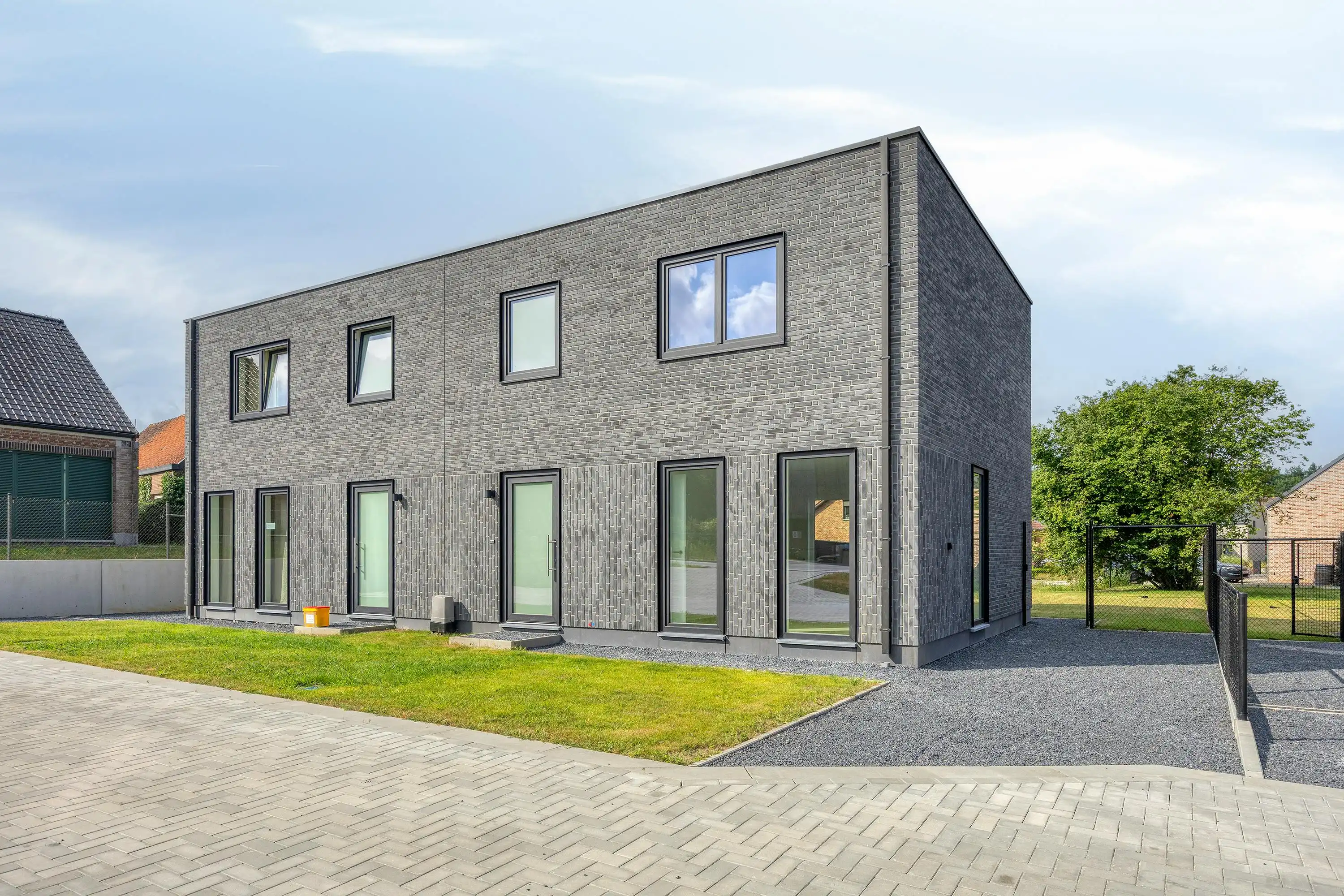 Halfopen nieuwbouwwoning met 3 slaapkamers te koop in Meldert foto 2
