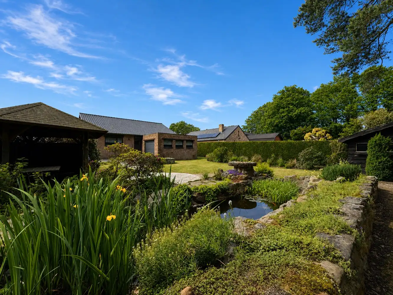 Charmante bungalow met prachtige tuin foto 18