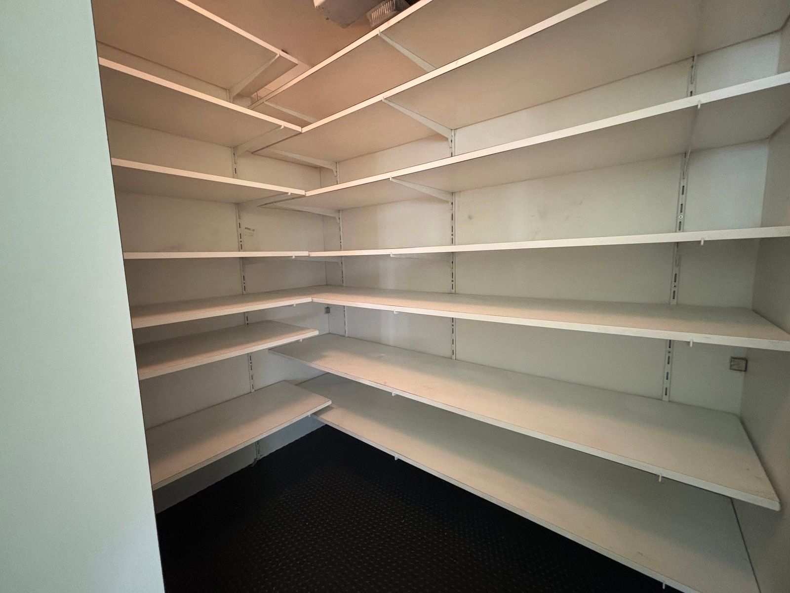 Handelsruimte te huur  foto 6