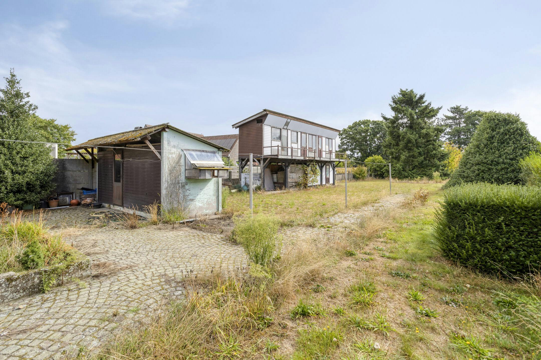 Te renoveren woning te koop net buiten het centrum van Retie foto 27