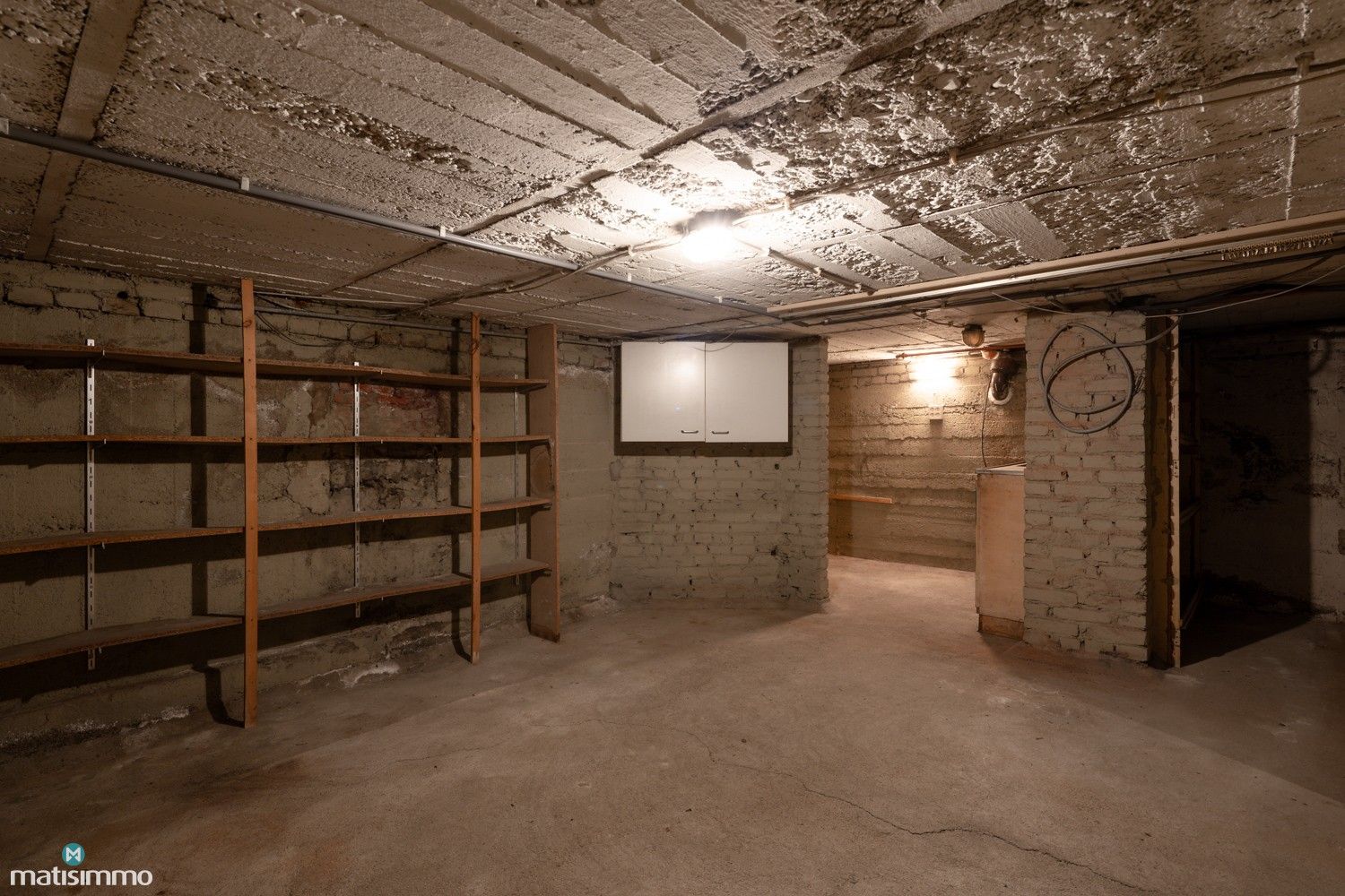 CHARMANTE EN GEZELLIGE WONING MET 4 SLAAPKAMERS, RUIME VRIJSTAANDE GARAGE EN TUIN TE GENK foto 25