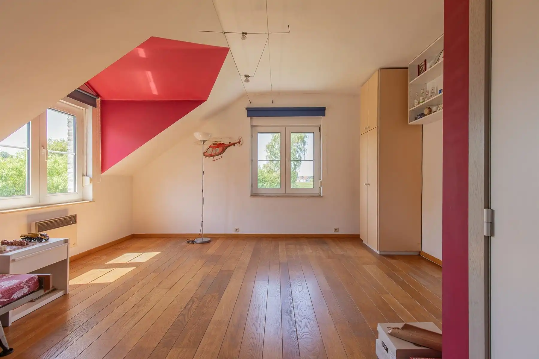 SUPER GELEGEN VILLA OP 9 ARE 16 CA foto 13