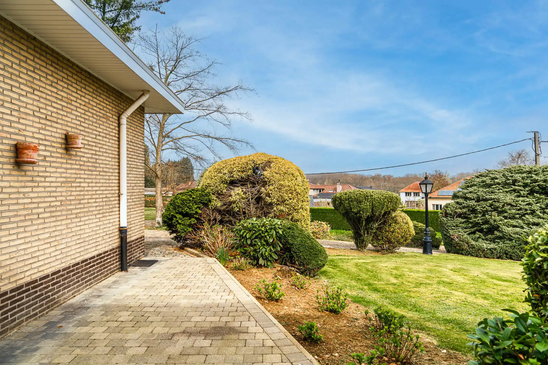 Charmante laagbouwvilla omgeven door permanente weilanden foto 5