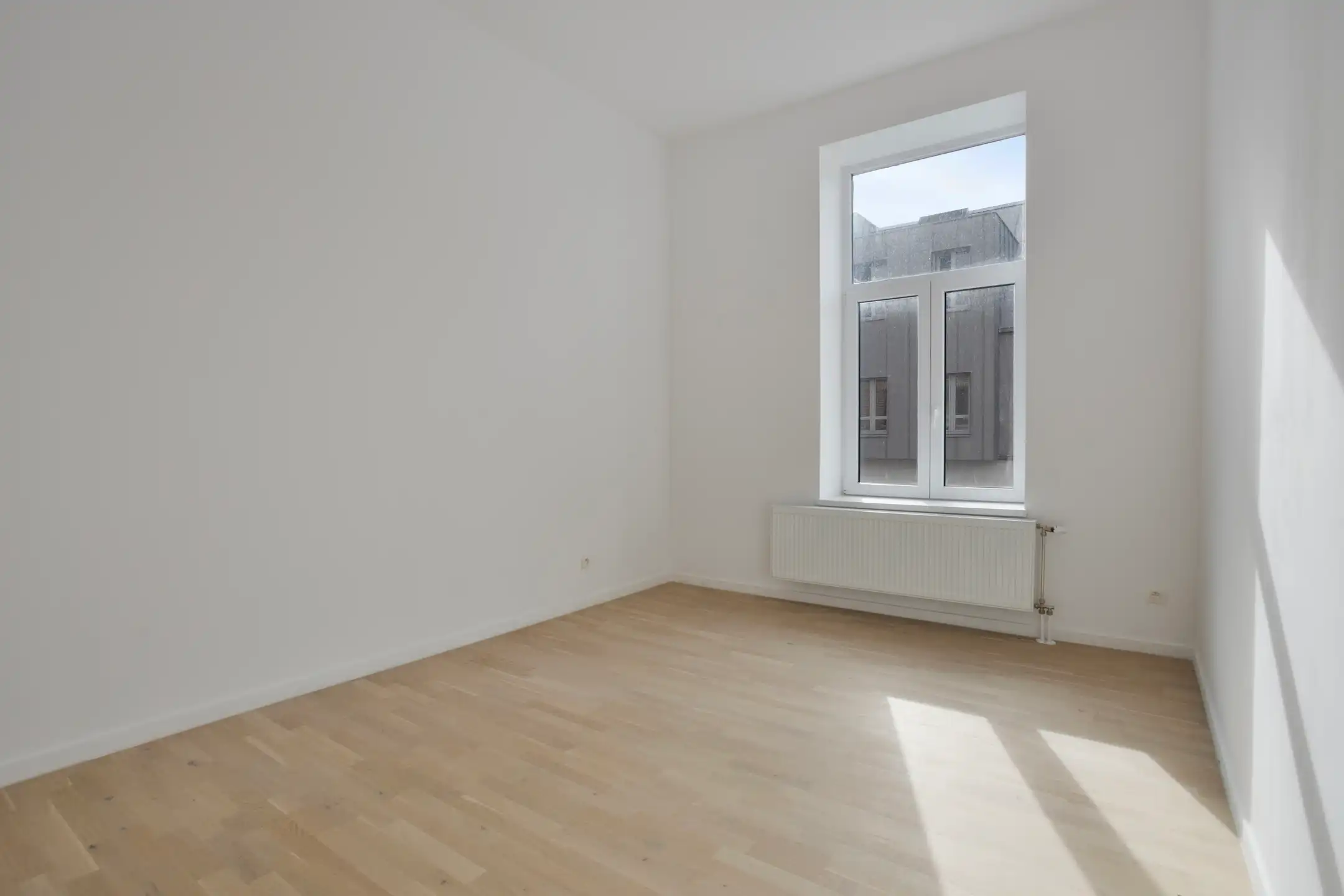 Gerenoveerd appartement met 2 slaapkamers te centrum Tienen foto 10