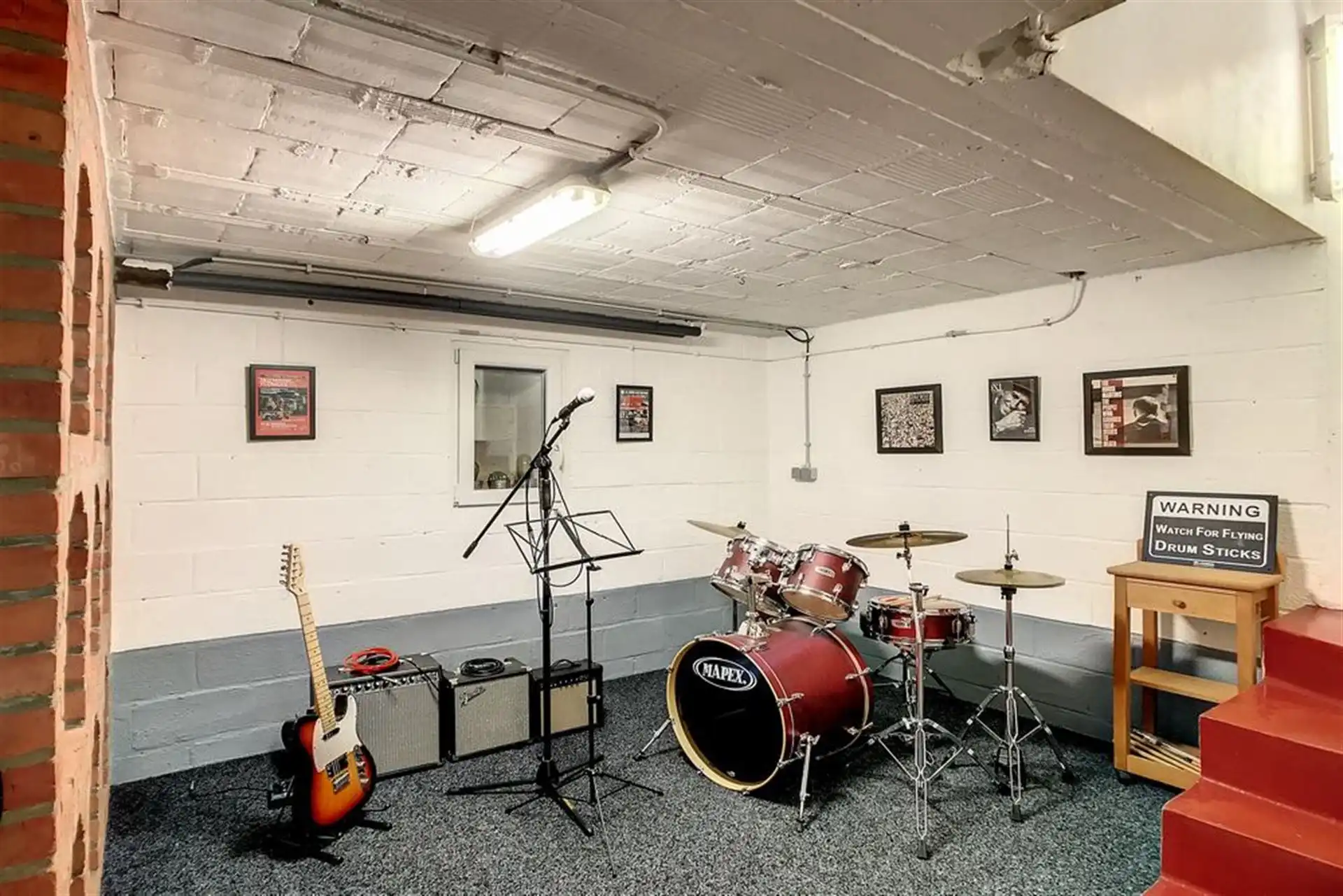 Charmante villa in residentiële omgeving met prachtig aangelegde tuin foto 30