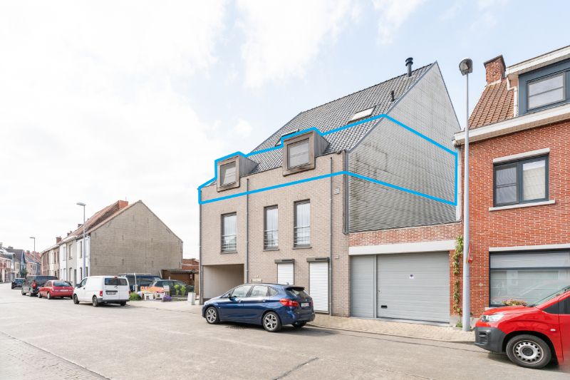 Roeselare-stadskern. Recent en prachtig tweeslaapkamerappartement gelegen op de 2de verdieping. Kleine residentie. Op wandelafstand van alles. Unieke vergezichten ! foto 7