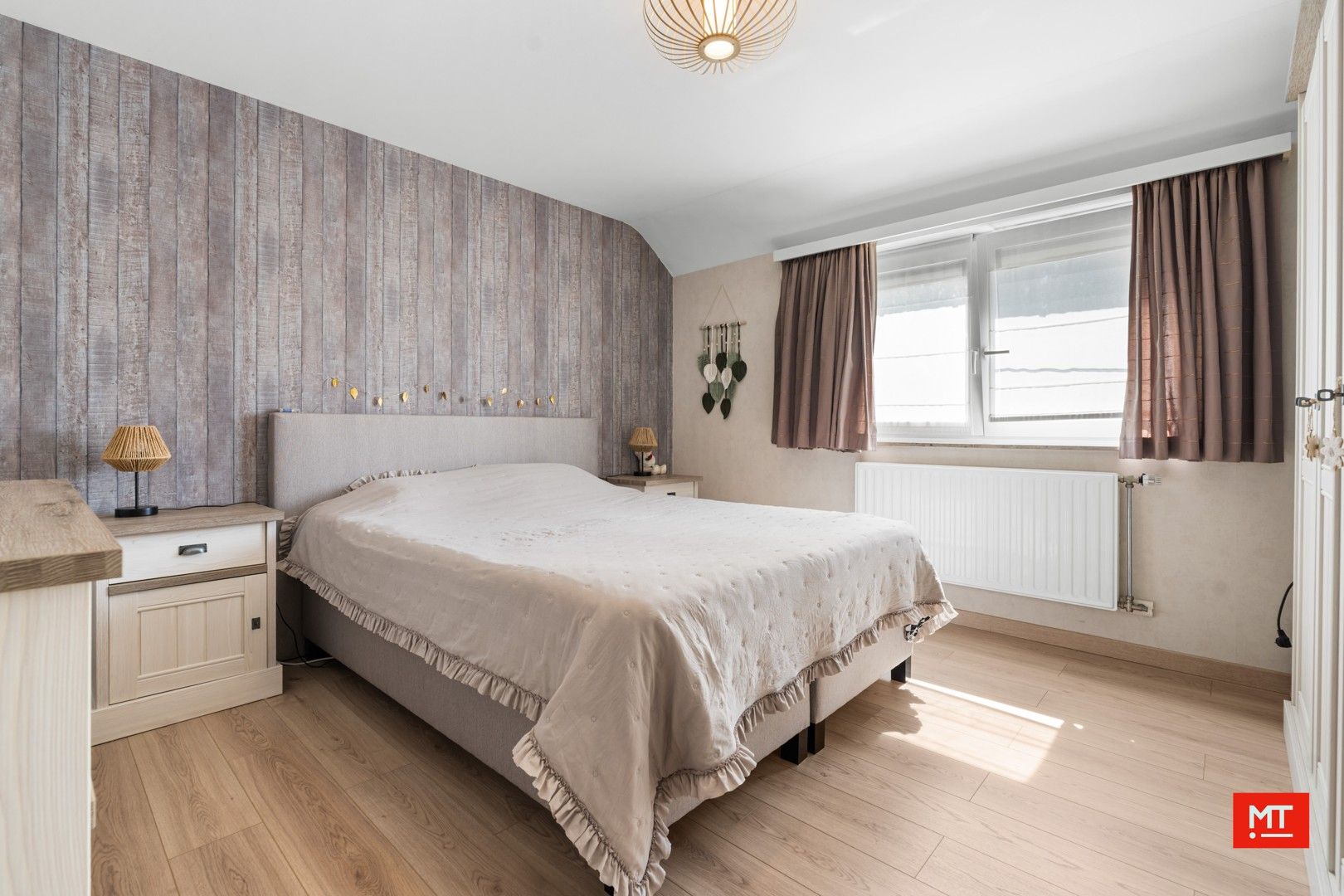 Instapklare woning met 3 slaapkamers, tuin en garage, gelegen in een rustige wijk in hartje Zonnebeke foto 10
