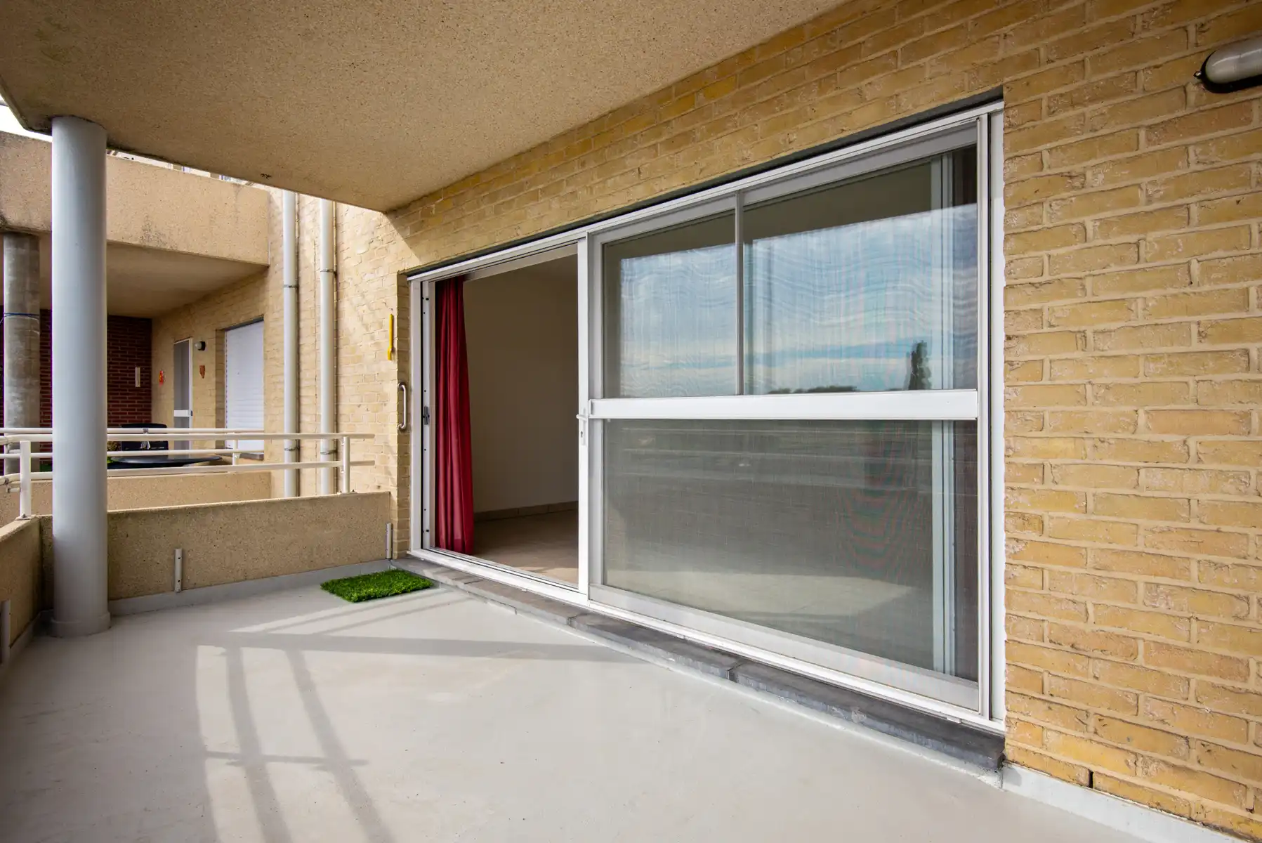 Rustig gelegen appartement met lift, terras en garagebox foto 5