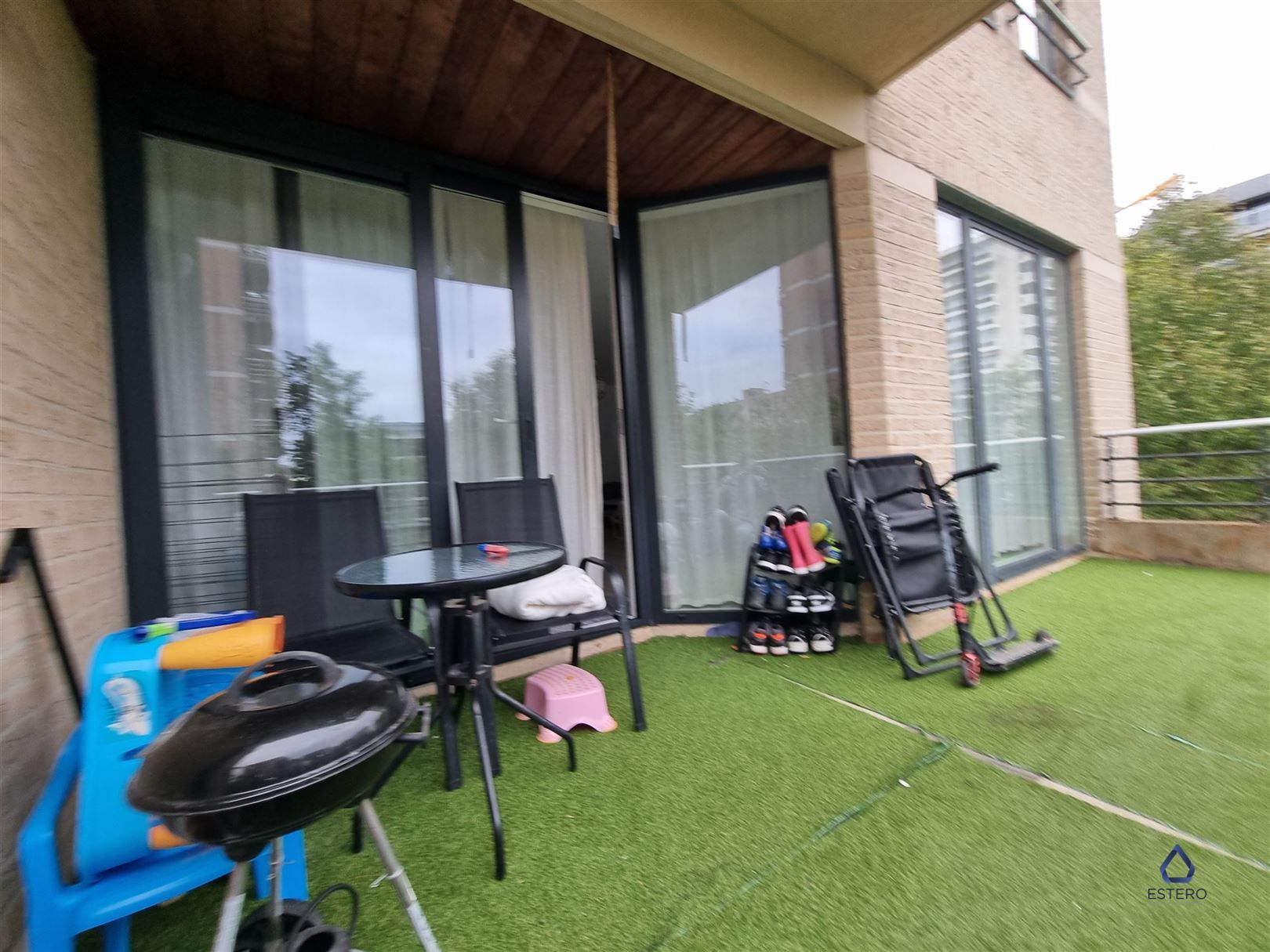 Ruim 3-slaapkamerappartement met zuidgericht terras foto 13