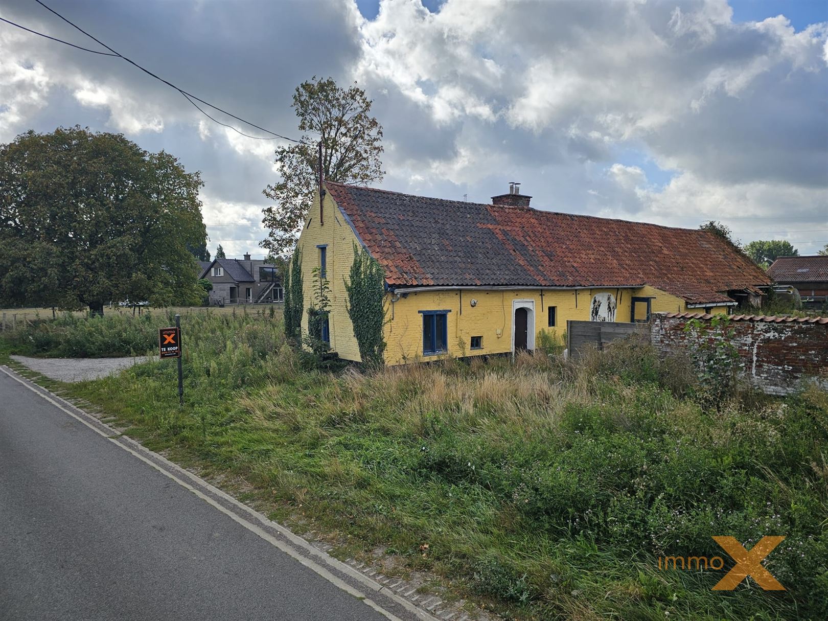 AF TE BREKEN HOEVE MET GOEDGEKEURDE BOUWPLANNEN VILLA foto 3