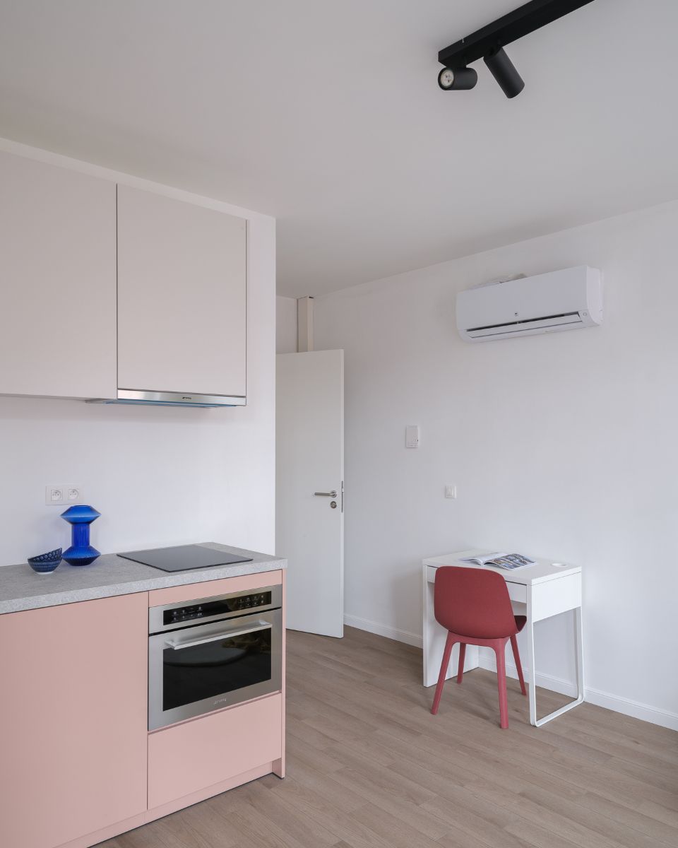 Lichtrijke gerenoveerde city flat te koop vlakbij centrum Gent foto 10