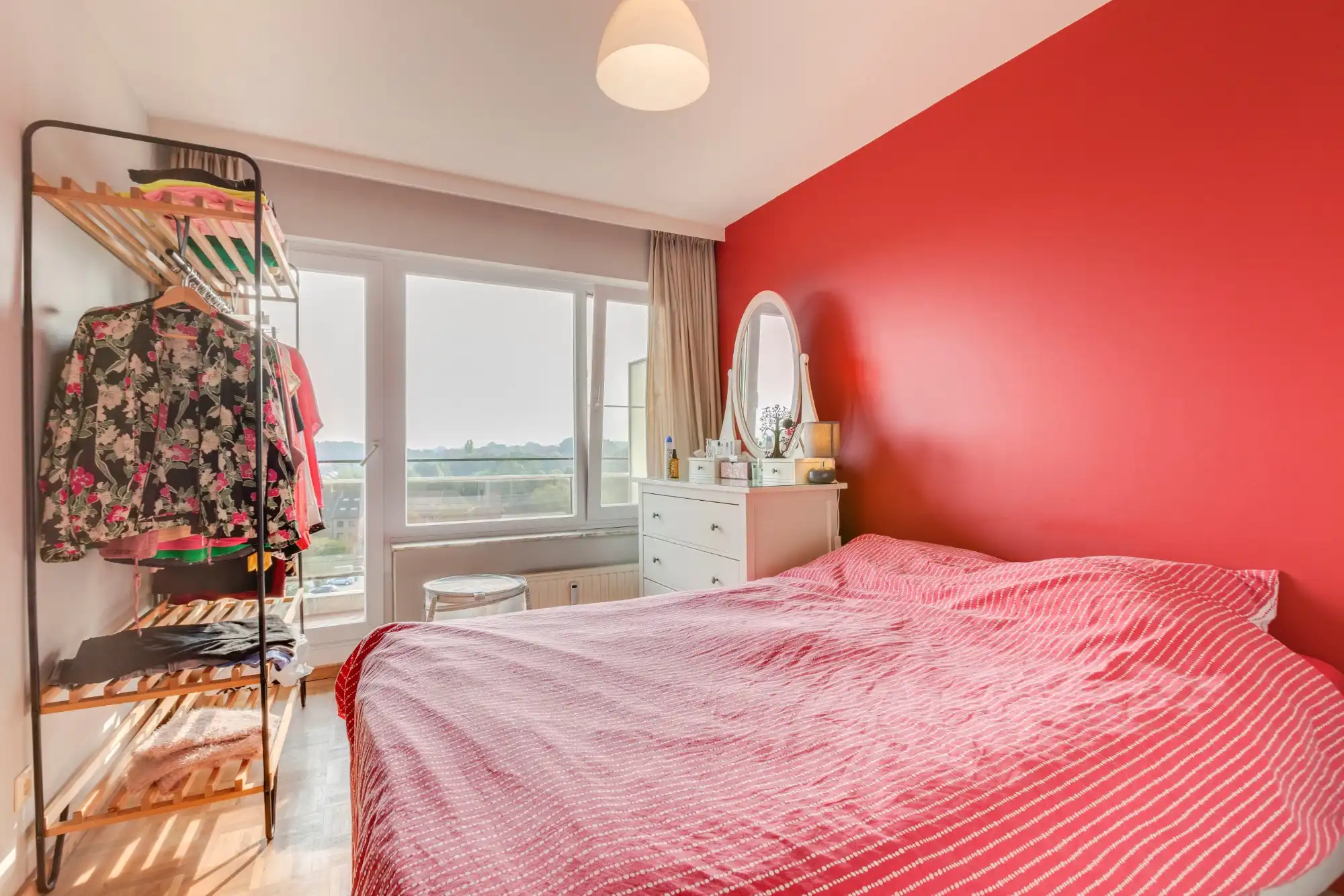 Tof en lichtrijk één slaapkamer appartement met ruim terras foto 11
