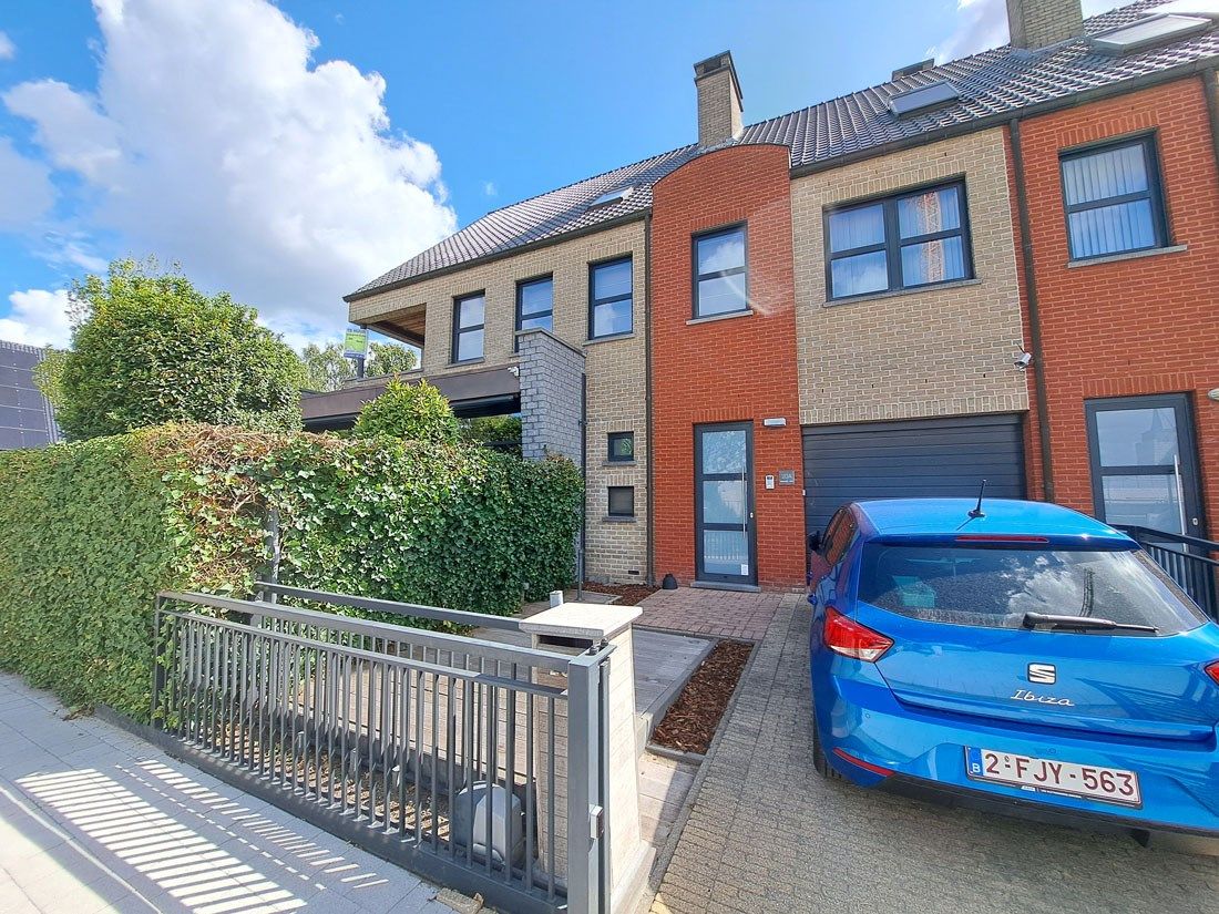 Ruim duplex appartement te Lommel foto 2