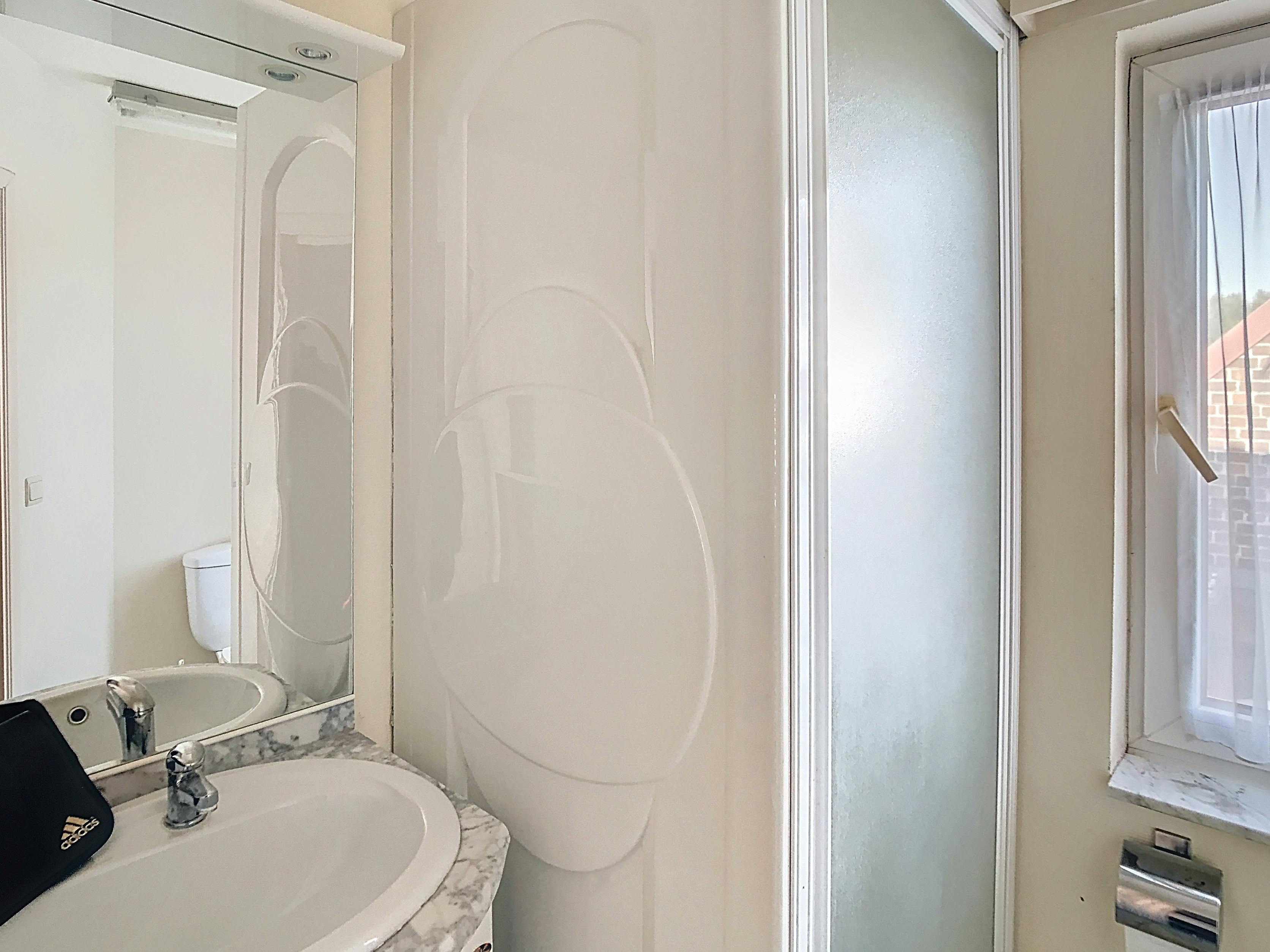 Leuke stadswoning met 2 slaapkamers en koertje te Poperinge! foto 18
